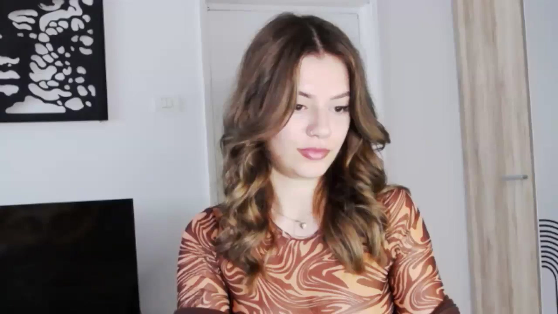 Gallery image thumbnail from RiriBee's myfreecams stream on, 10/06/2024, 13:48 image 5 of 20