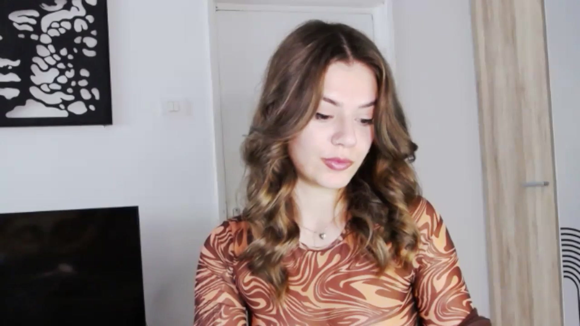 Gallery image thumbnail from RiriBee's myfreecams stream on, 10/06/2024, 13:48 image 17 of 20