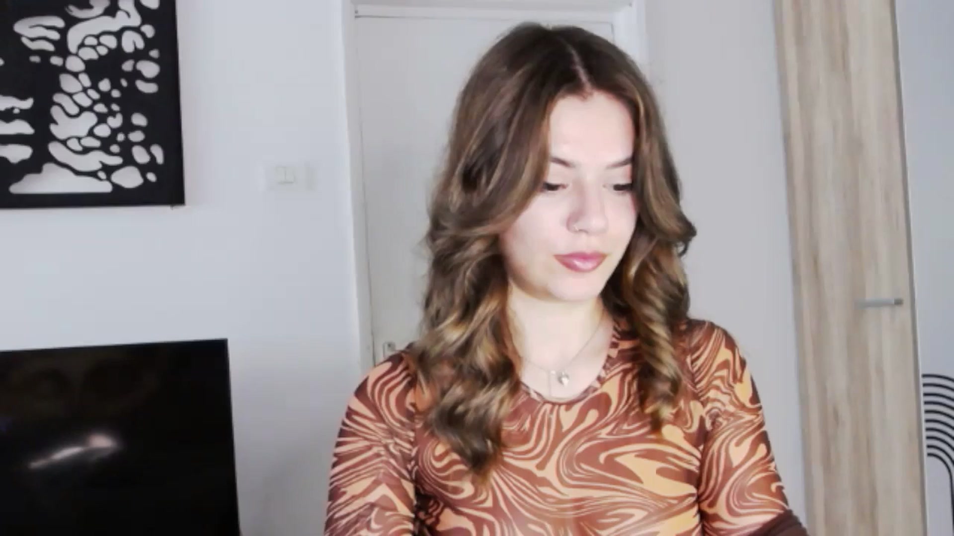 Gallery image thumbnail from RiriBee's myfreecams stream on, 10/06/2024, 13:48 image 16 of 20