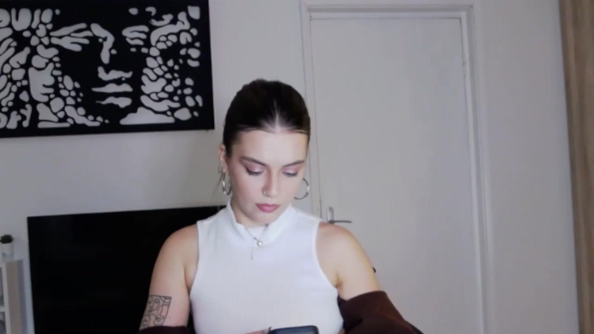 Gallery image thumbnail from RiriBee's myfreecams stream on, 10/07/2024, 17:00 image 13 of 20