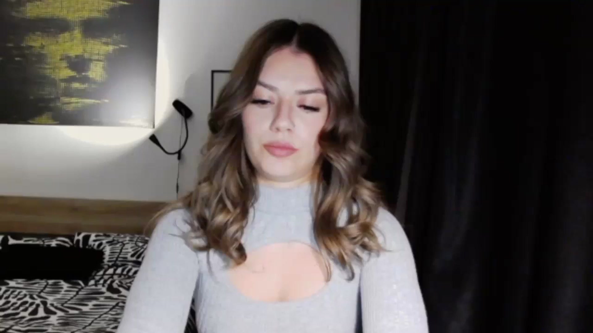 Gallery image thumbnail from RiriBee's myfreecams stream on, 10/23/2024, 17:45 image 16 of 20