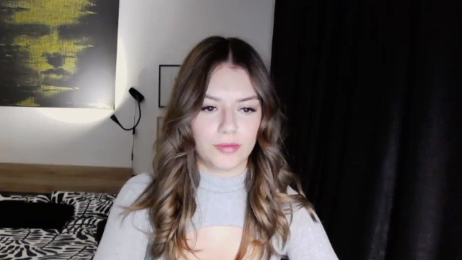 Gallery image thumbnail from RiriBee's myfreecams stream on, 10/23/2024, 20:00 image 19 of 20