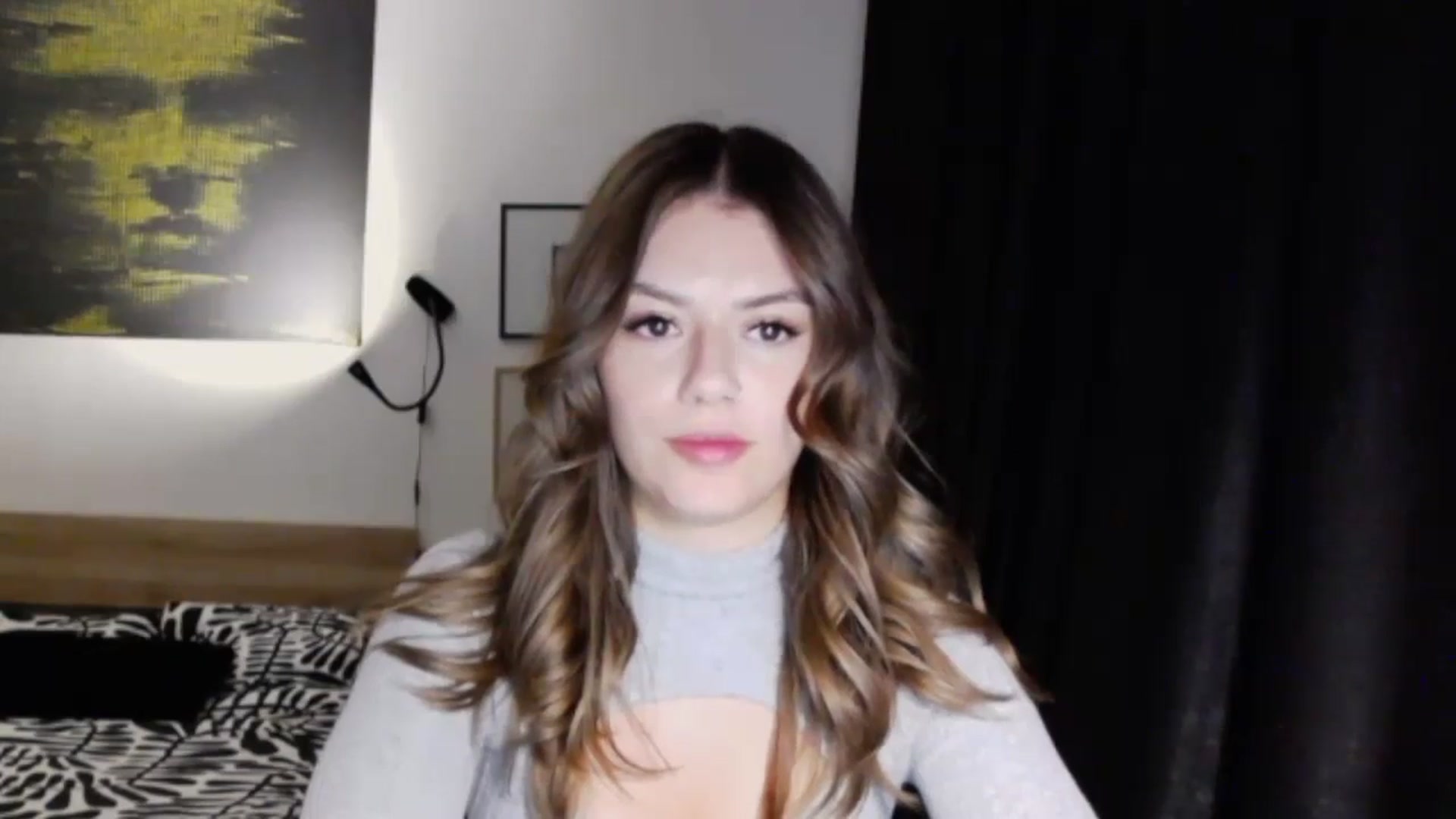 Gallery image thumbnail from RiriBee's myfreecams stream on, 10/23/2024, 20:00 image 16 of 20
