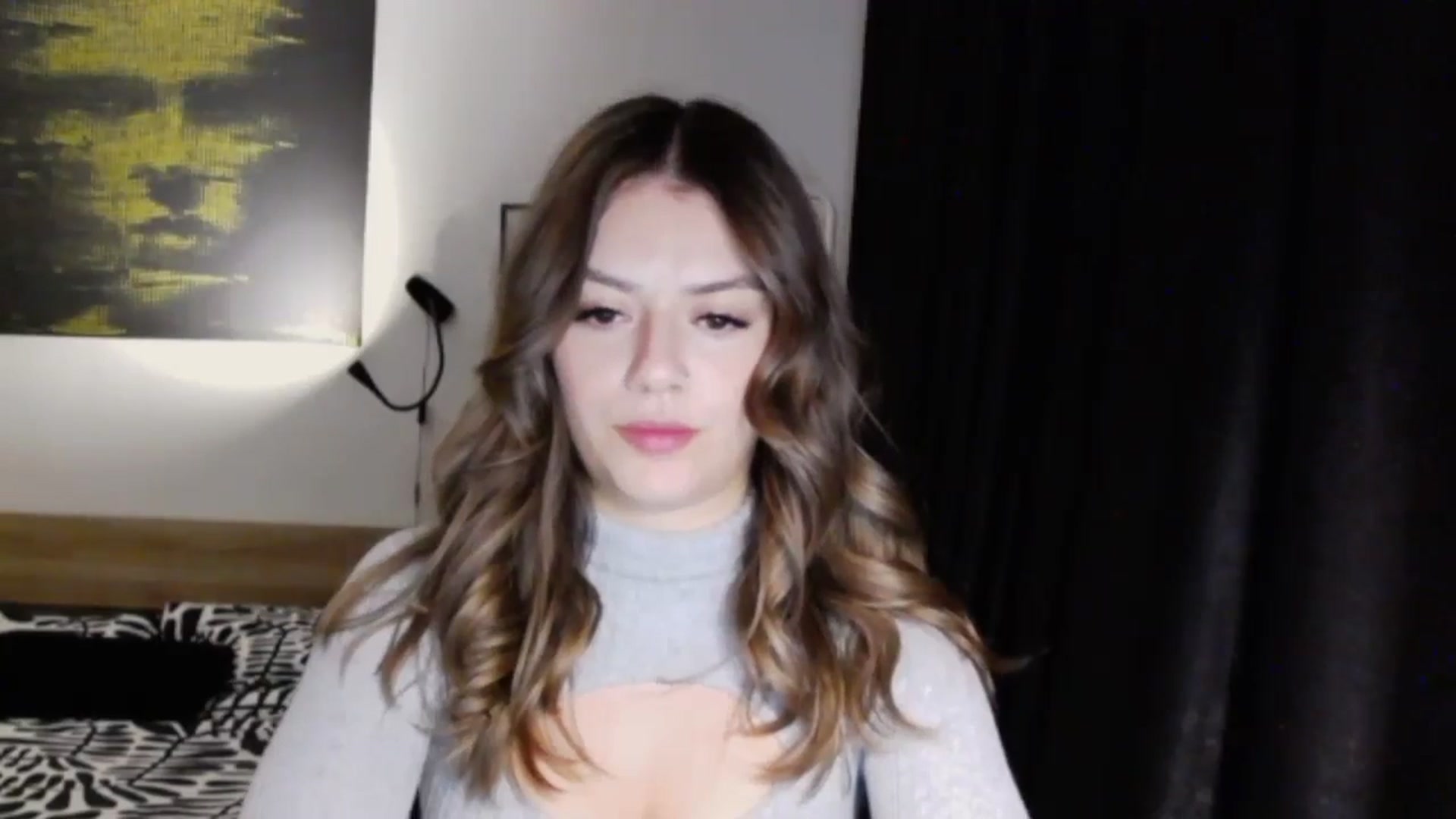 Gallery image thumbnail from RiriBee's myfreecams stream on, 10/23/2024, 20:00 image 14 of 20