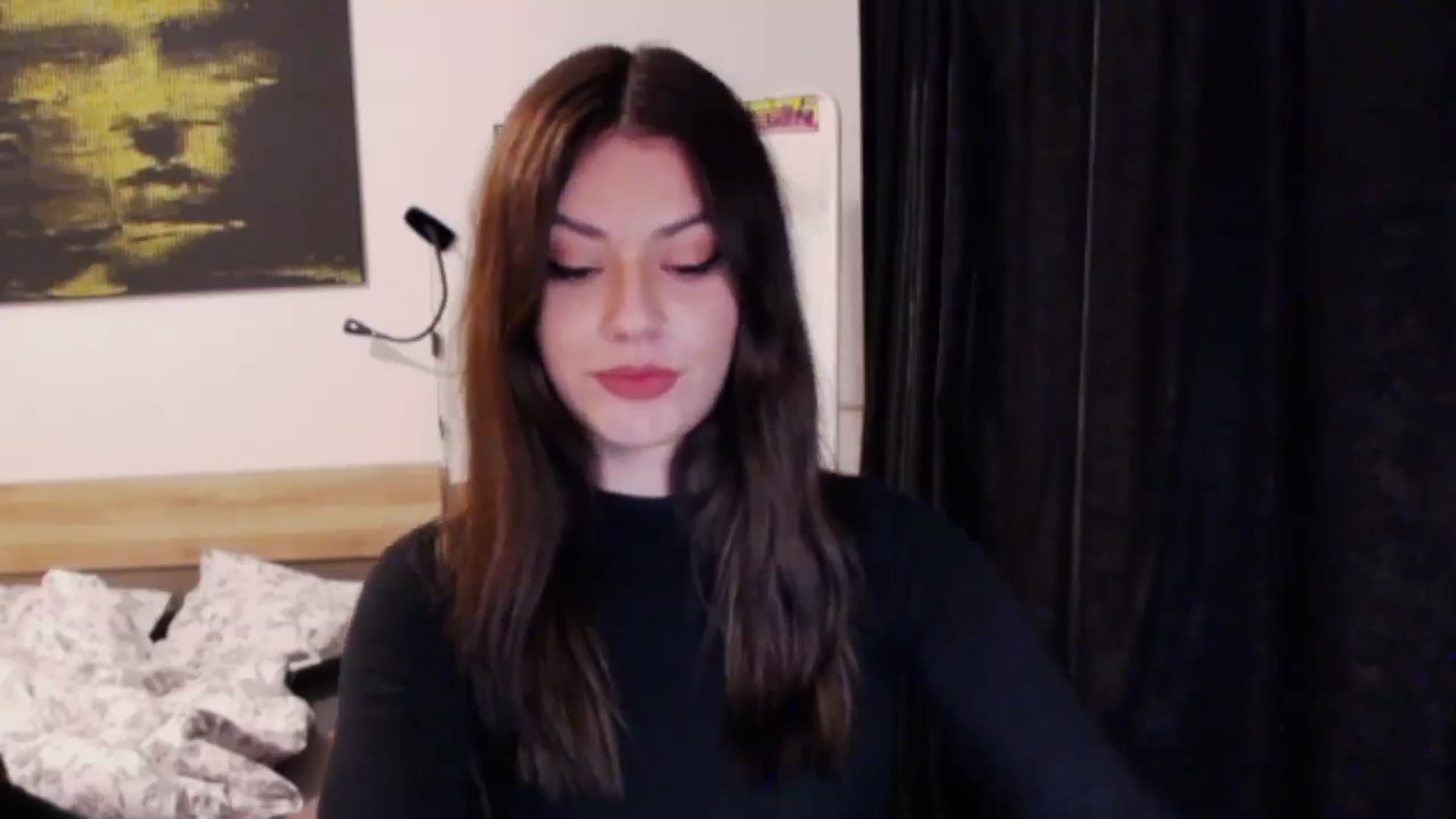 Gallery image thumbnail from RiriBee's myfreecams stream on, 11/25/2024, 24:02 image 11 of 20