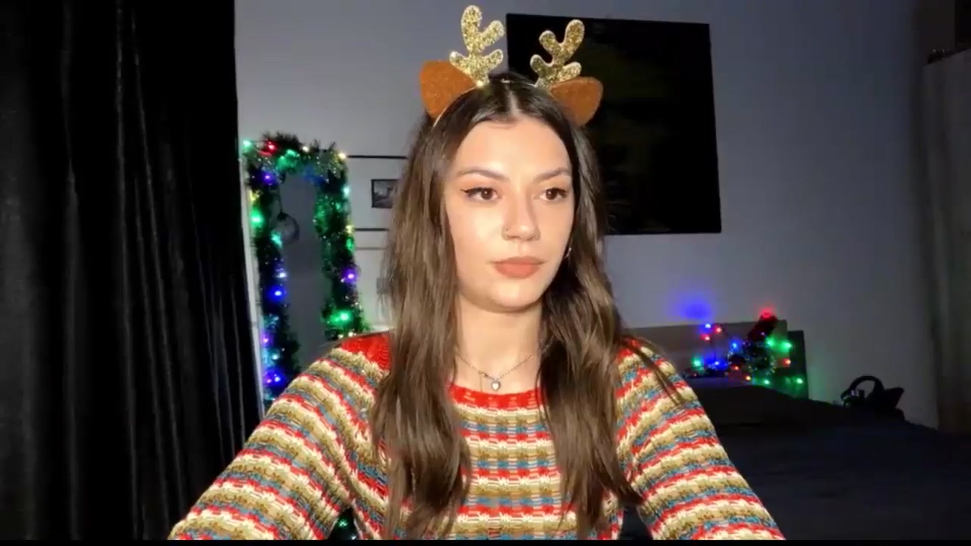 Gallery image thumbnail from RiriBee's myfreecams stream on, 12/24/2024, 22:57 image 6 of 20