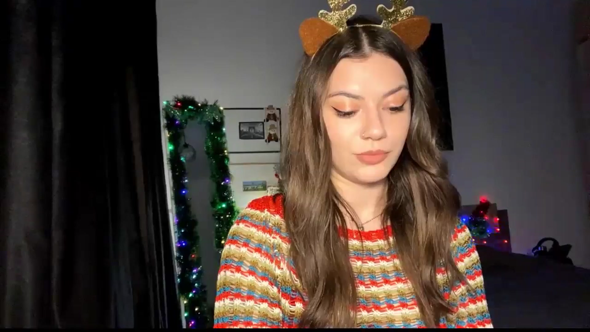 Gallery image thumbnail from RiriBee's myfreecams stream on, 12/24/2024, 22:57 image 8 of 20