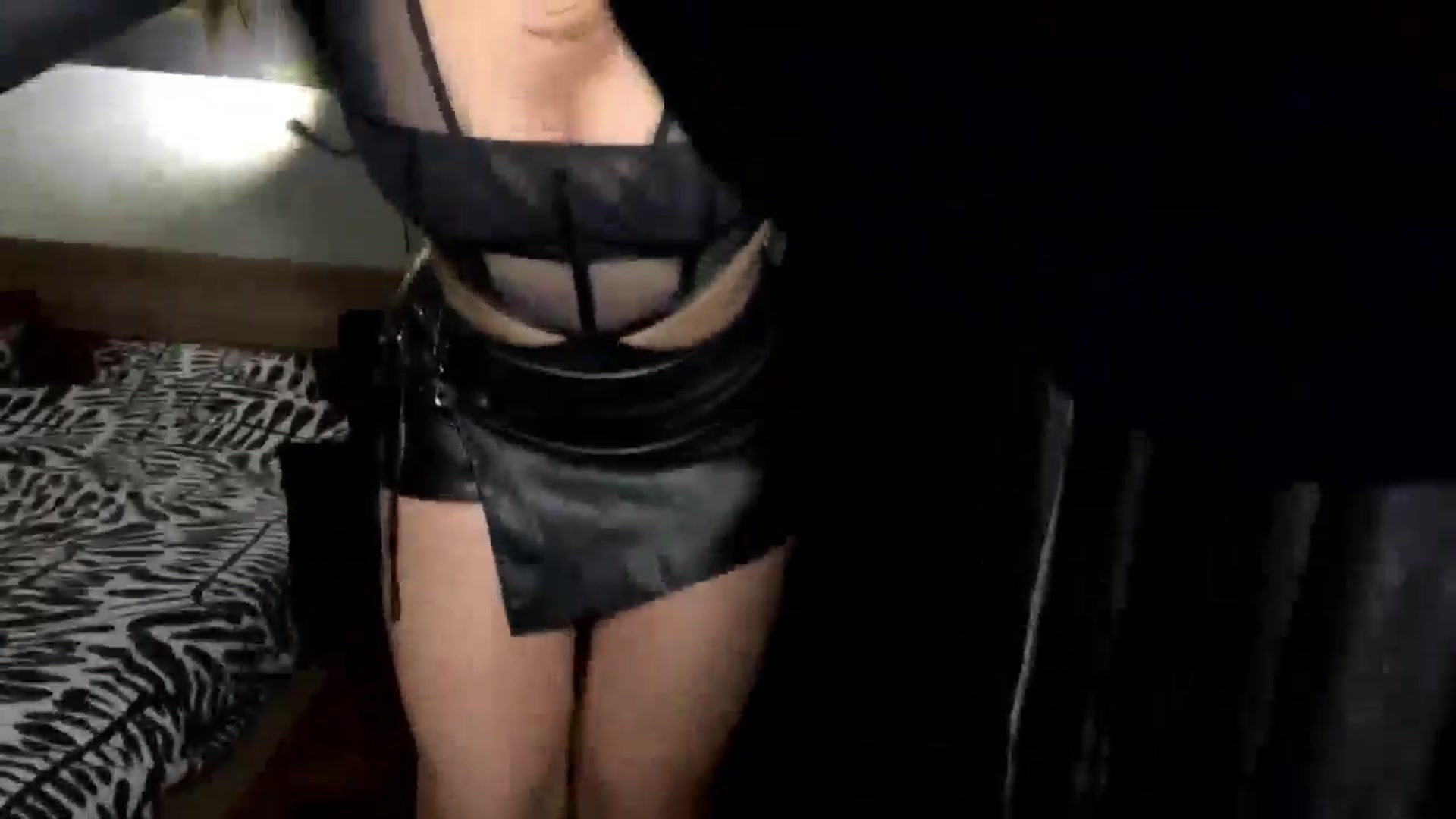 Gallery image thumbnail from RiriBee's myfreecams stream on, 05/20/2025, 22:26 image 2 of 20