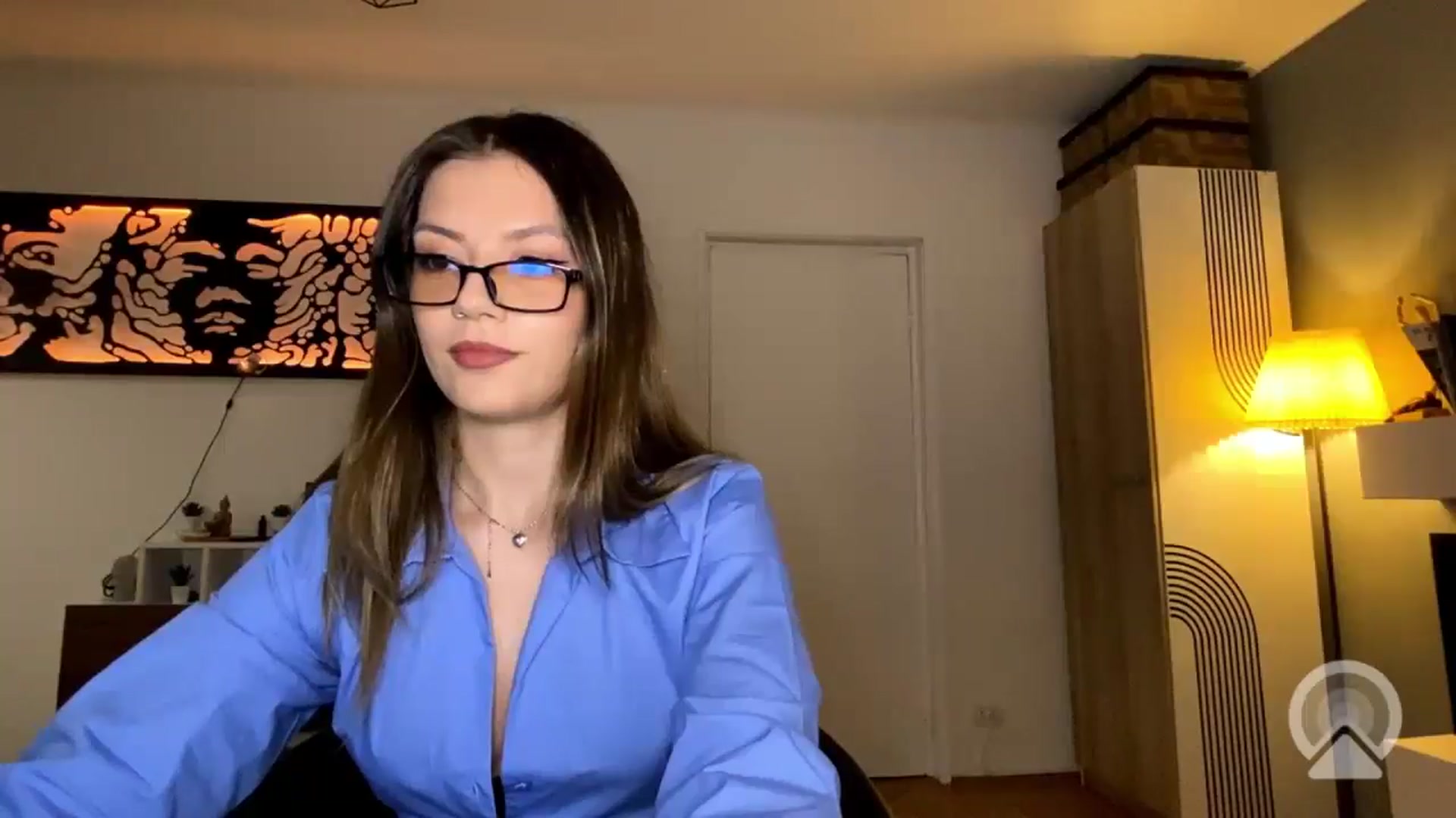 Gallery image thumbnail from RiriBee's myfreecams stream on, 09/06/2025, 22:38 image 18 of 20
