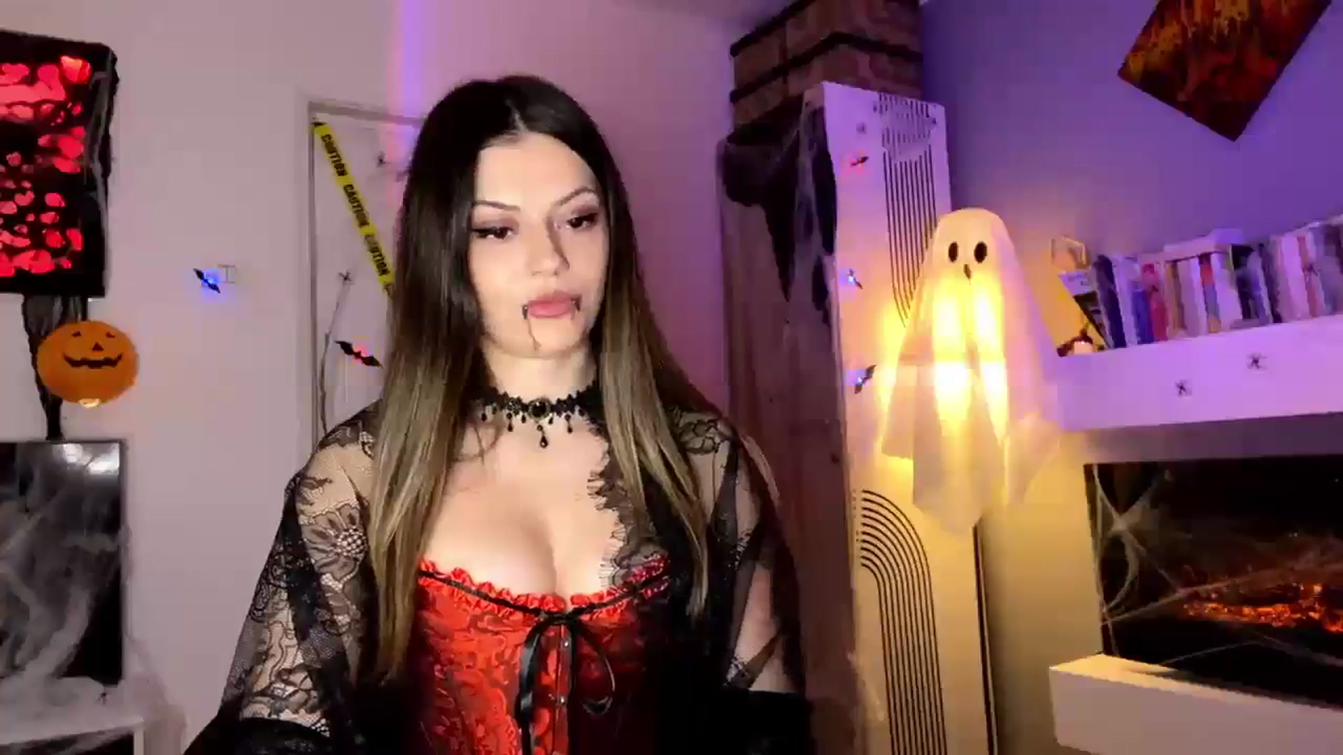 Gallery image thumbnail from RiriBee's myfreecams stream on, 10/31/2025, 23:41 image 3 of 20