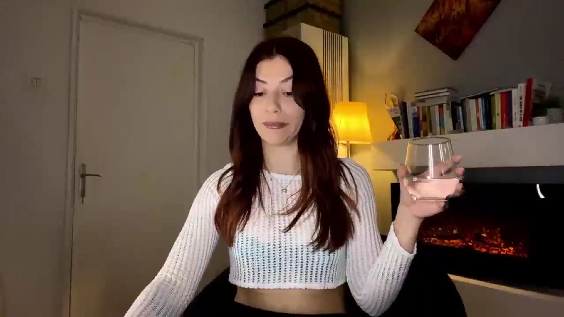 Gallery image thumbnail from RiriBee's myfreecams stream on, 11/24/2025, 04:37 image 2 of 20