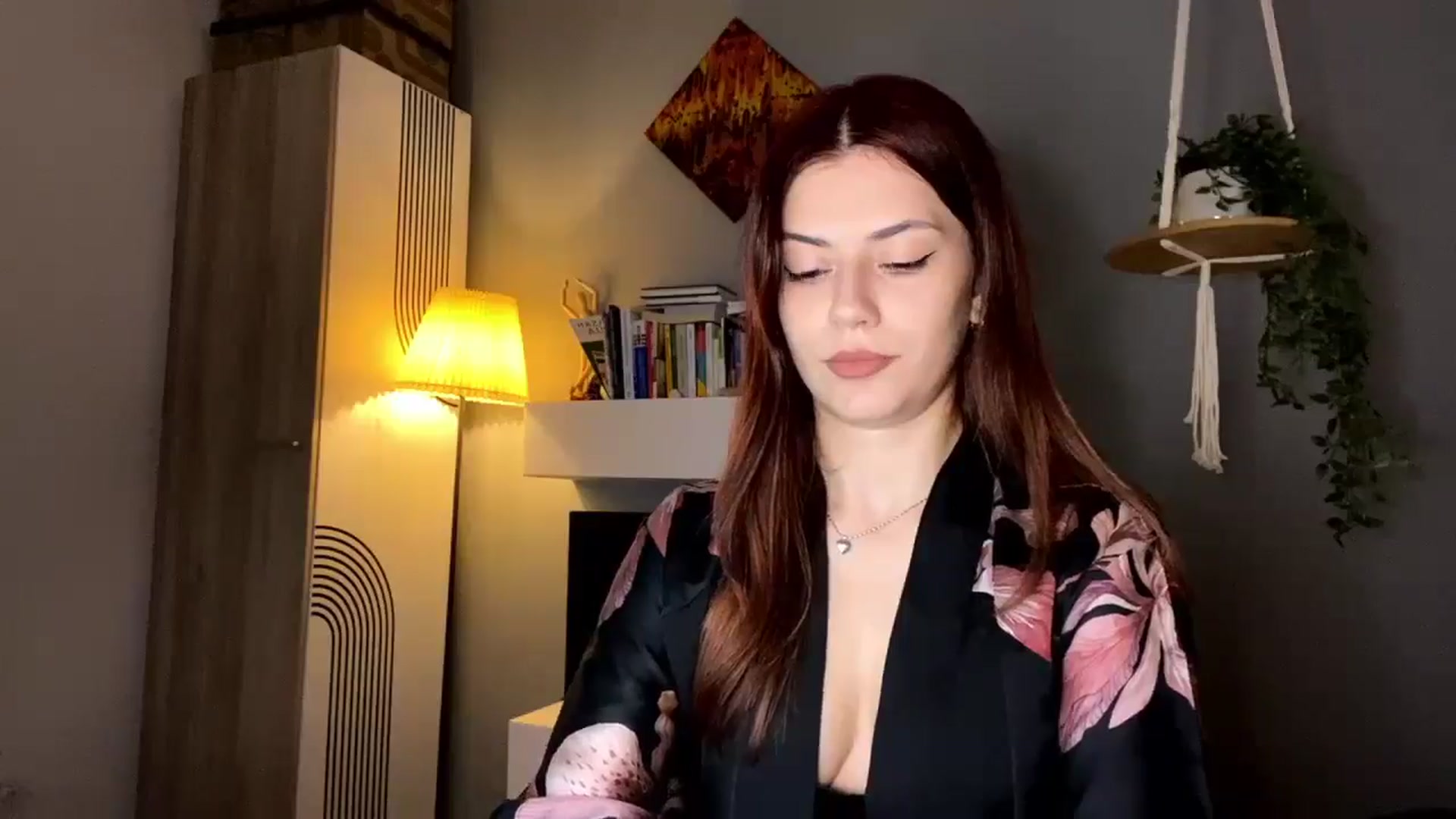 Gallery image thumbnail from RiriBee's myfreecams stream on, 12/05/2025, 03:42 image 2 of 20