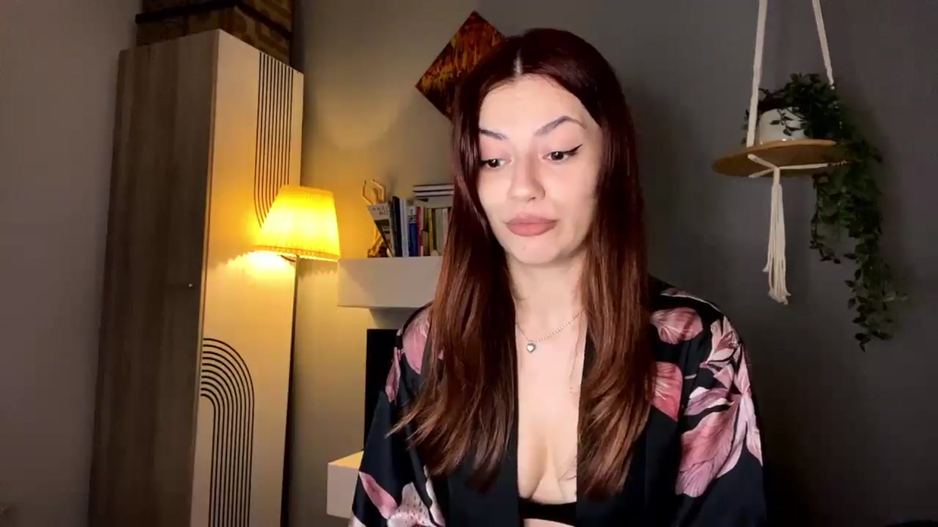 Gallery image thumbnail from RiriBee's myfreecams stream on, 12/05/2025, 03:42 image 3 of 20