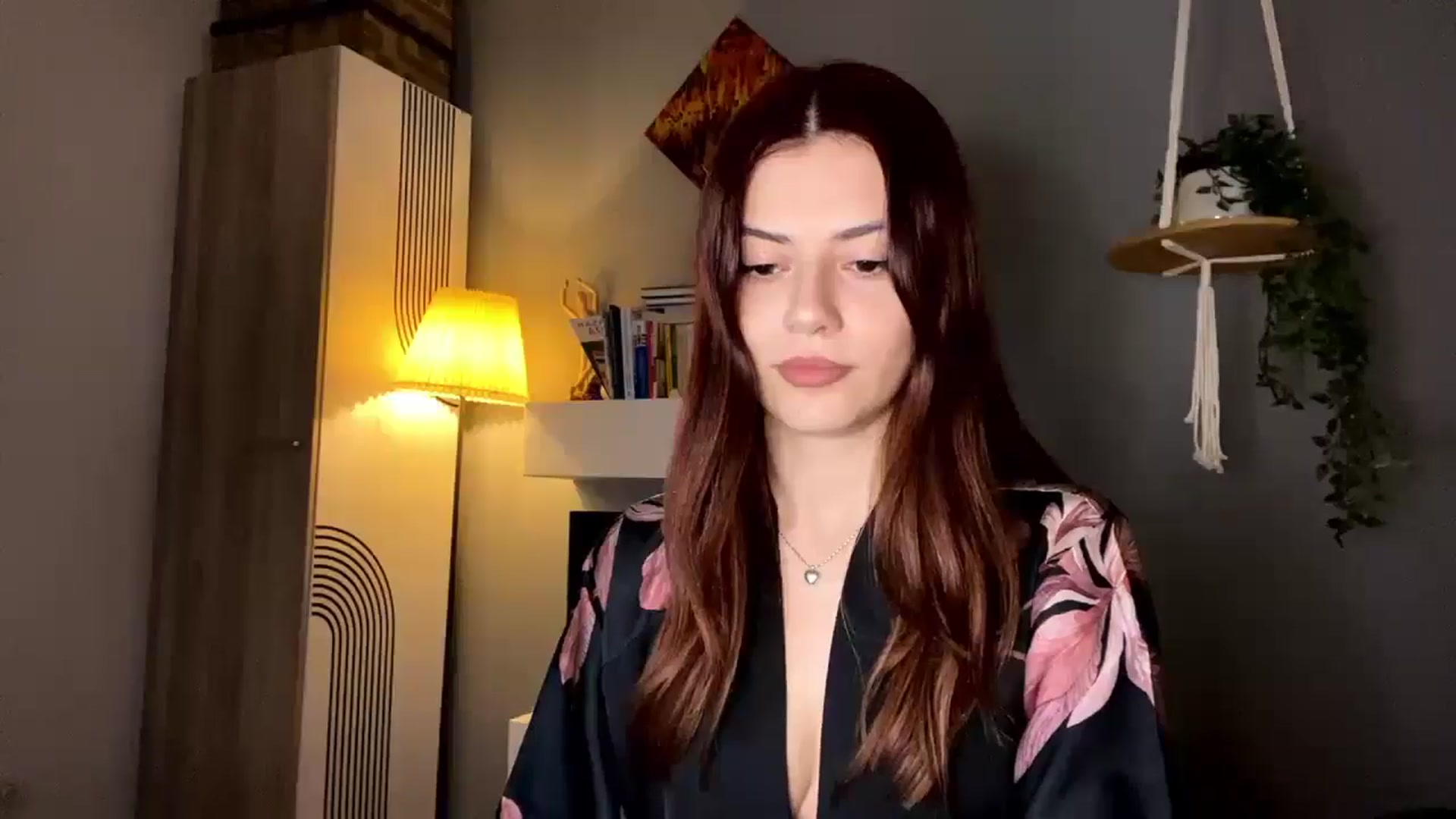Gallery image thumbnail from RiriBee's myfreecams stream on, 12/05/2025, 03:42 image 15 of 20