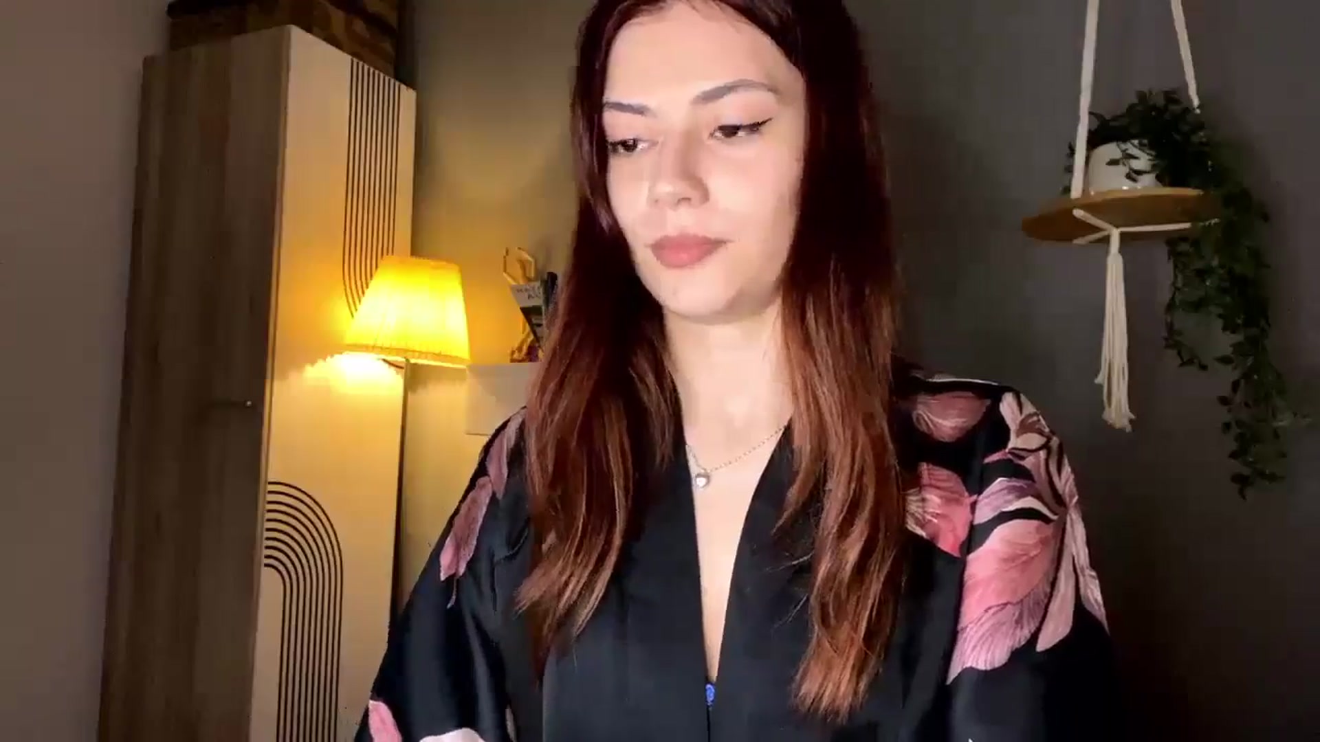 Gallery image thumbnail from RiriBee's myfreecams stream on, 12/05/2025, 04:24 image 18 of 20
