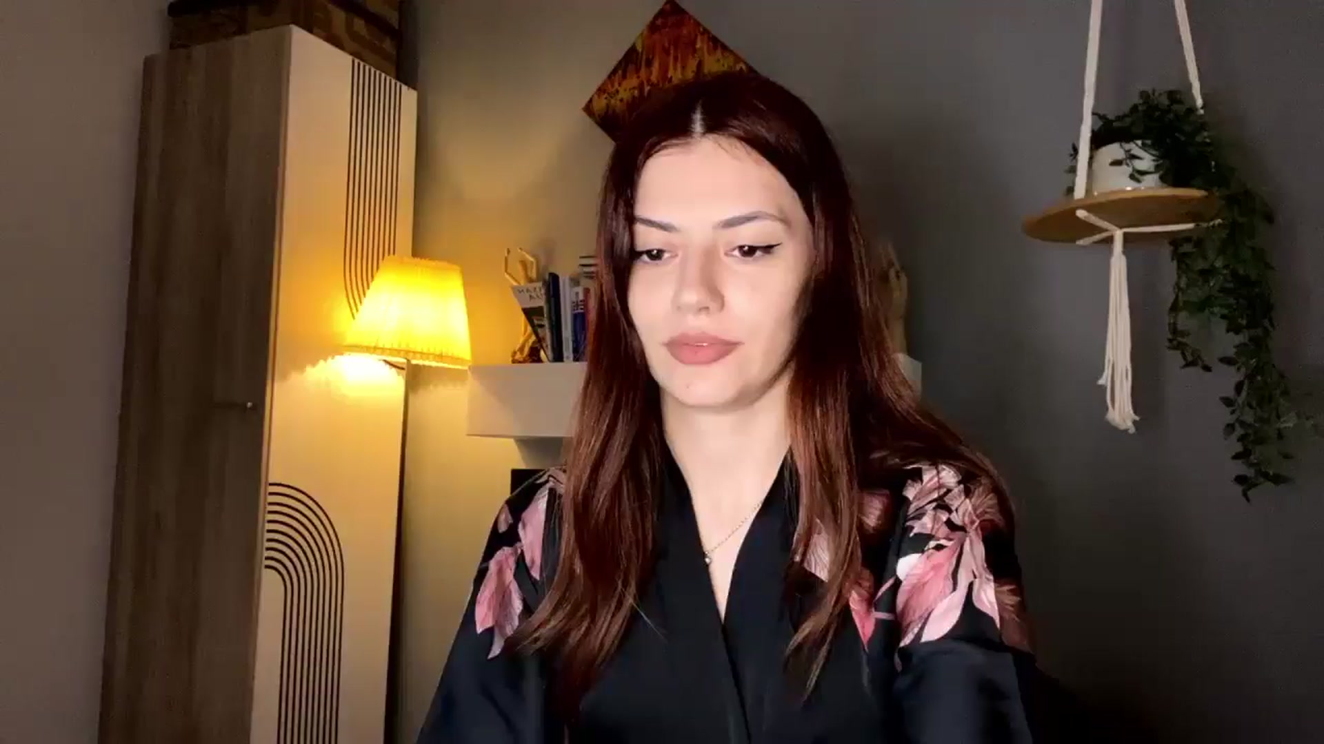 Gallery image thumbnail from RiriBee's myfreecams stream on, 12/05/2025, 04:24 image 1 of 20