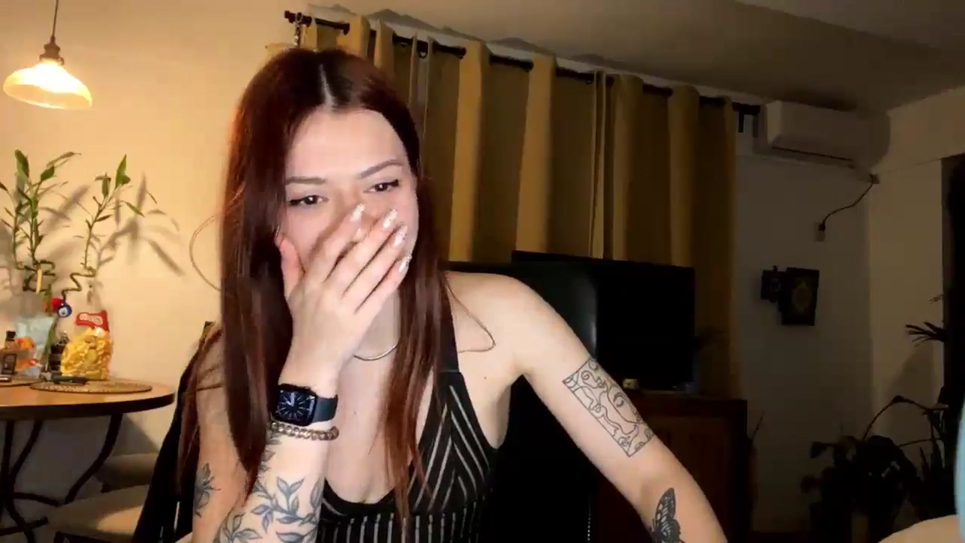 Gallery image thumbnail from RiriBee's myfreecams stream on, 01/15/2026, 03:27 image 11 of 20