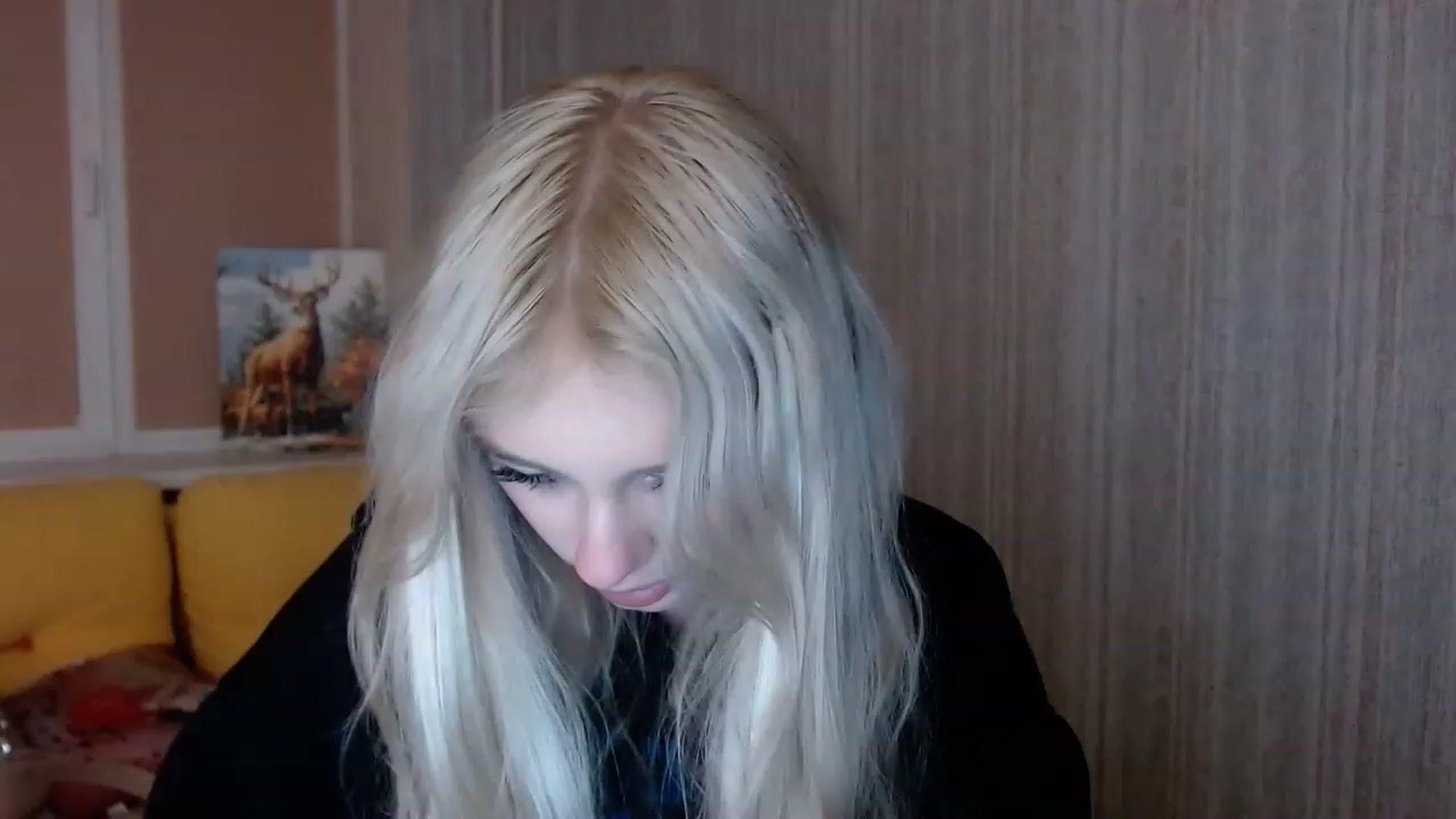 Gallery image thumbnail from Ririma_xo's myfreecams stream on, 11/18/2022, 14:45 image 10 of 20