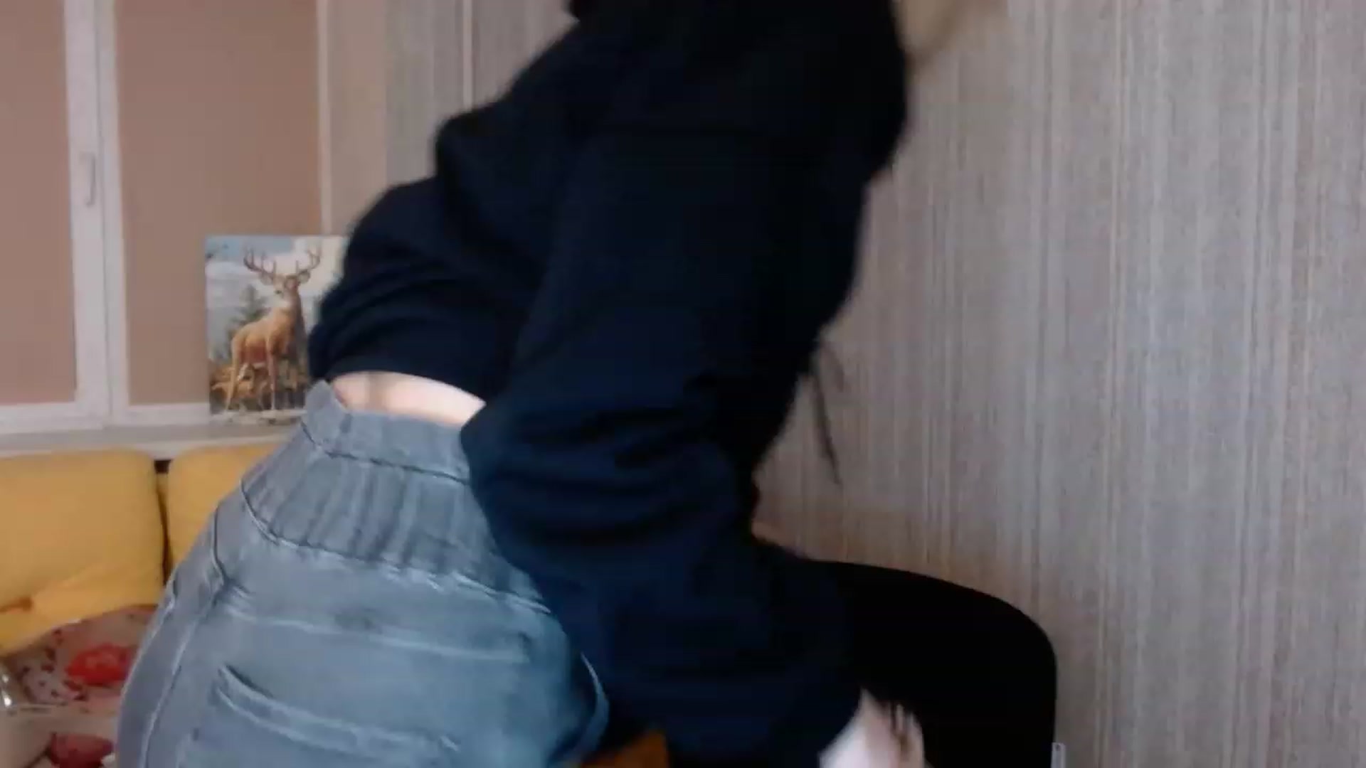 Gallery image thumbnail from Ririma_xo's myfreecams stream on, 11/18/2022, 14:45 image 8 of 20
