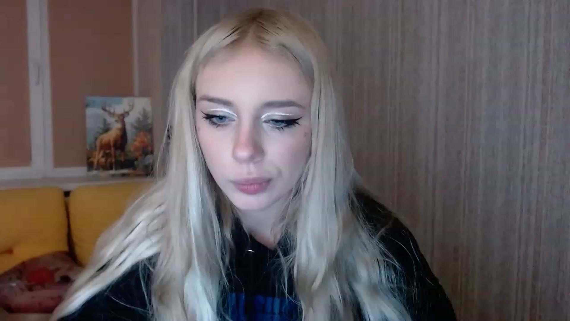 Gallery image thumbnail from Ririma_xo's myfreecams stream on, 11/18/2022, 14:45 image 20 of 20