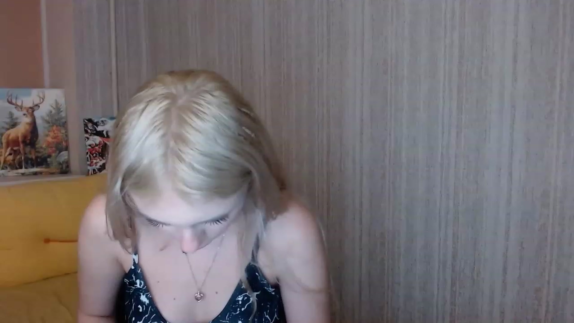 Gallery image thumbnail from Ririma_xo's myfreecams stream on, 11/18/2022, 17:43 image 11 of 20