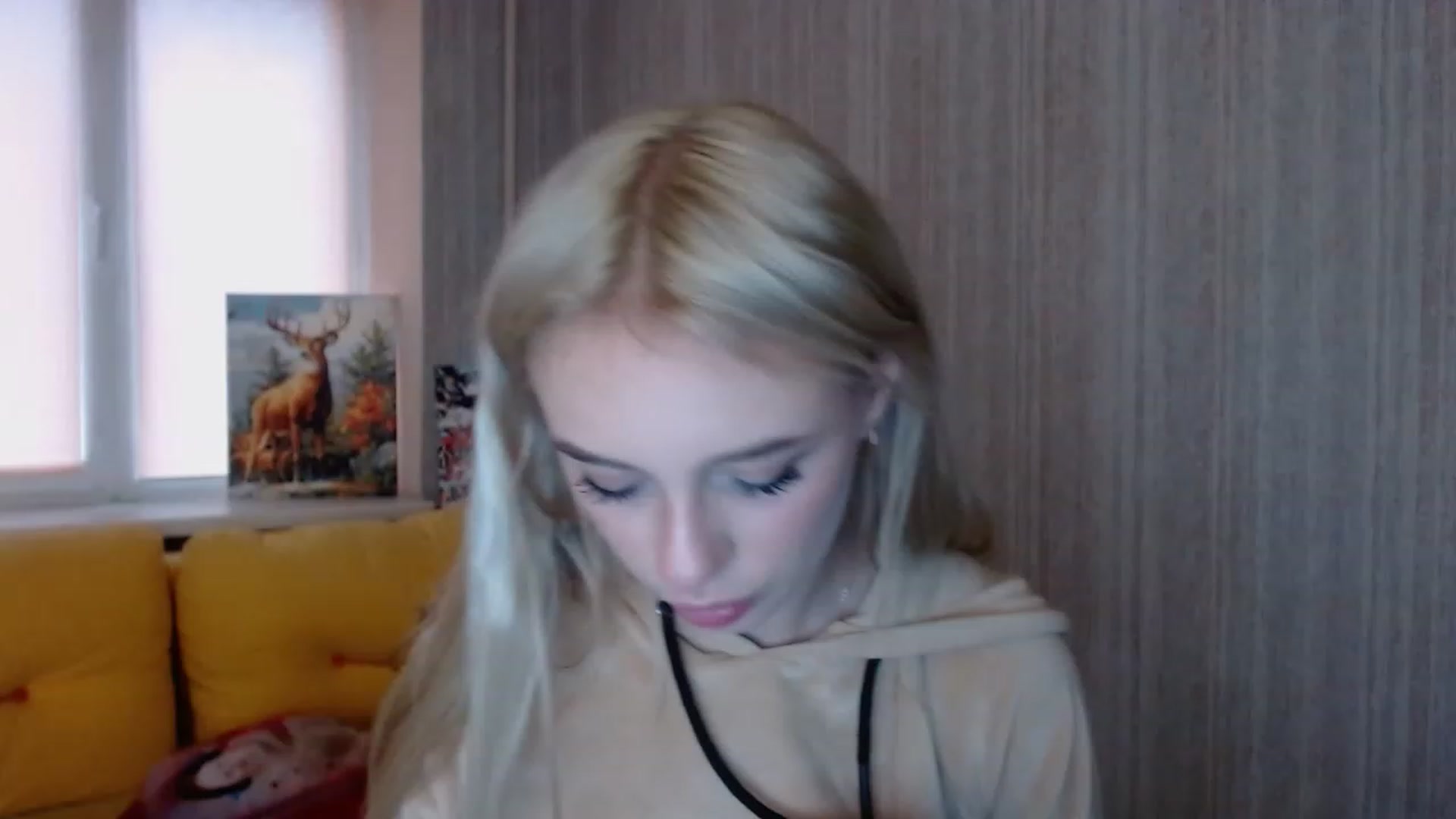 Gallery image thumbnail from Ririma_xo's myfreecams stream on, 11/19/2022, 09:03 image 11 of 20