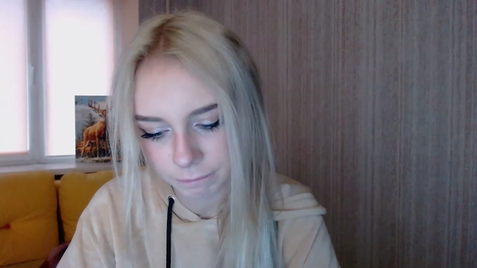 Gallery image thumbnail from Ririma_xo's myfreecams stream on, 11/19/2022, 09:03 image 2 of 20