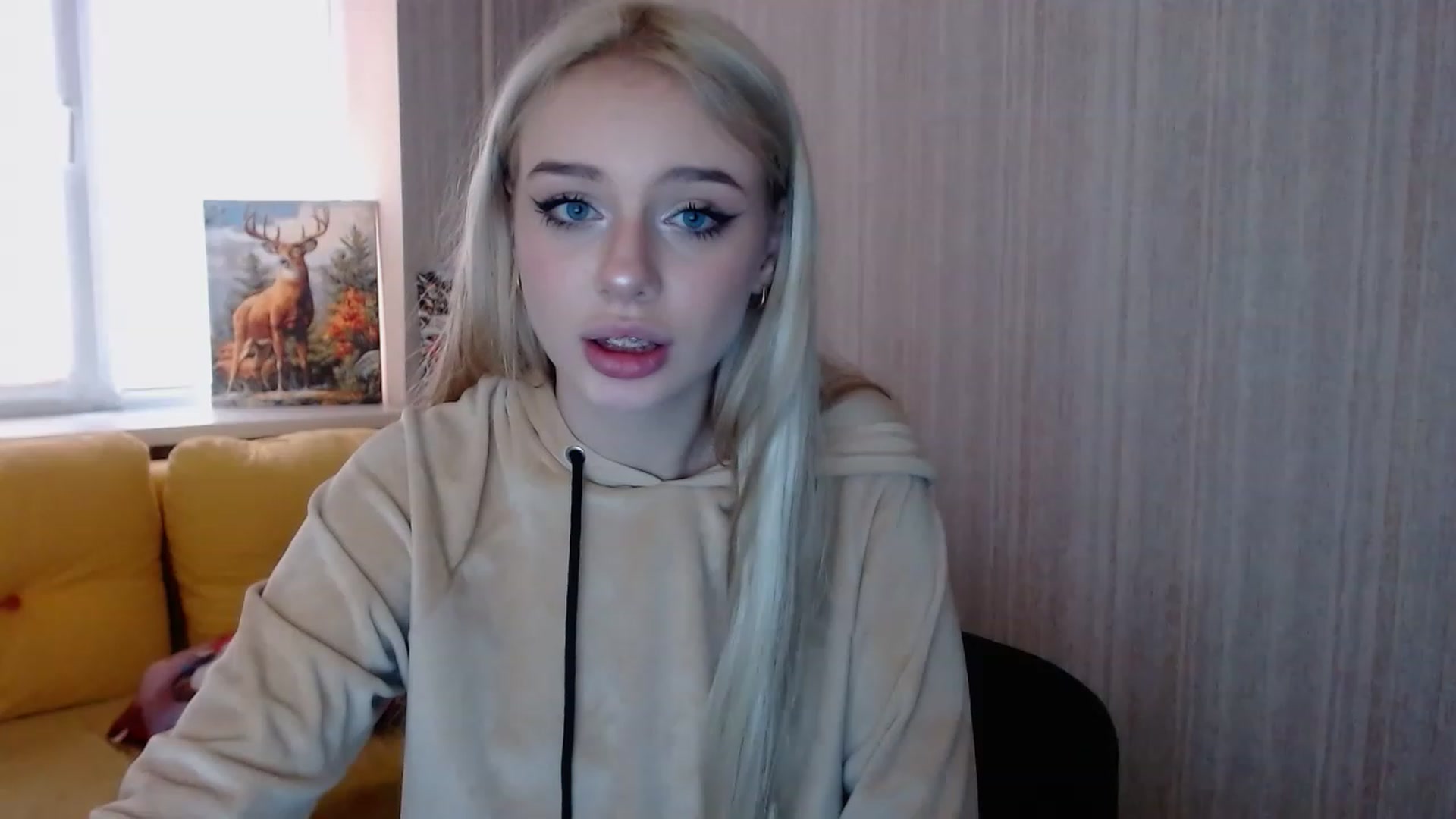 Gallery image thumbnail from Ririma_xo's myfreecams stream on, 11/19/2022, 09:38 image 10 of 20