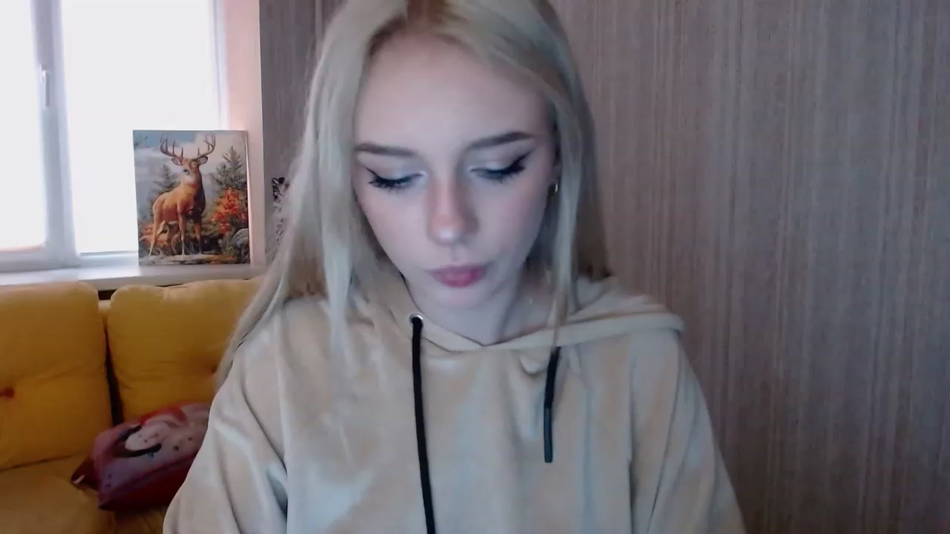 Gallery image thumbnail from Ririma_xo's myfreecams stream on, 11/19/2022, 09:38 image 1 of 20