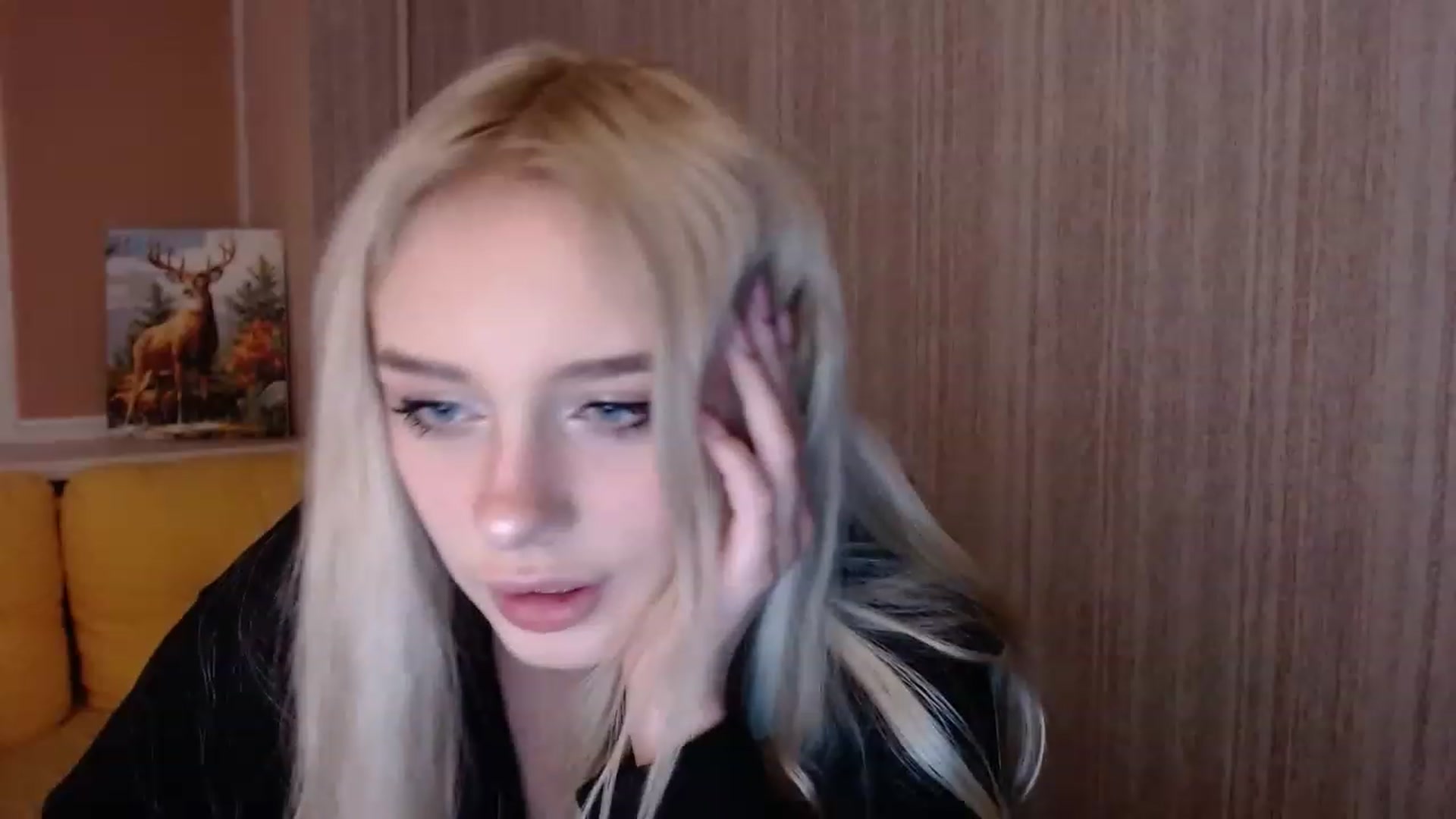 Gallery image thumbnail from Ririma_xo's myfreecams stream on, 11/20/2022, 16:37 image 13 of 20