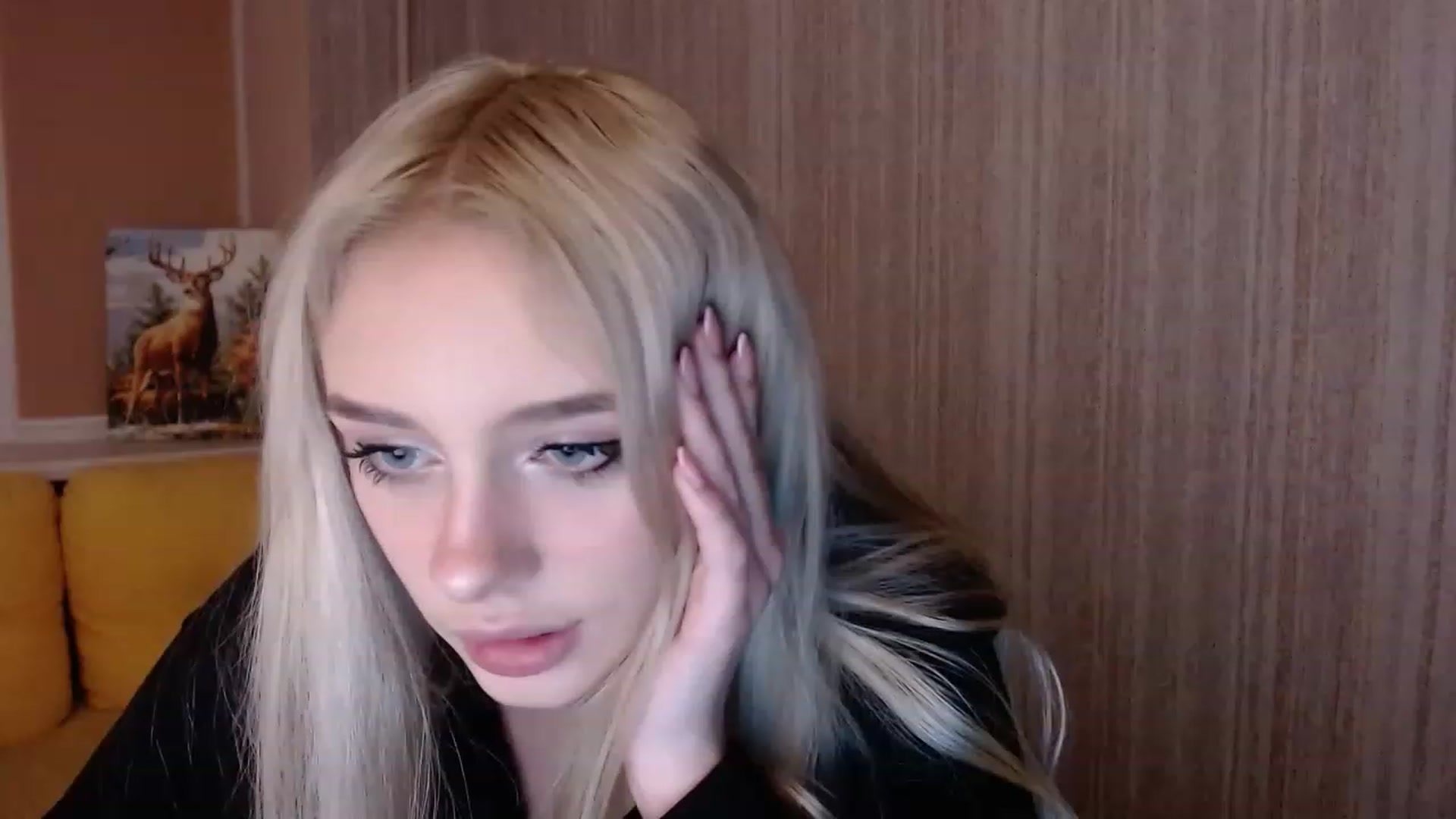 Gallery image thumbnail from Ririma_xo's myfreecams stream on, 11/20/2022, 16:37 image 12 of 20