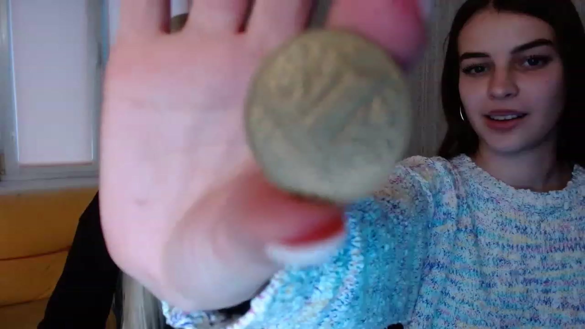 Gallery image thumbnail from Ririma_xo's myfreecams stream on, 11/22/2022, 12:29 image 15 of 20