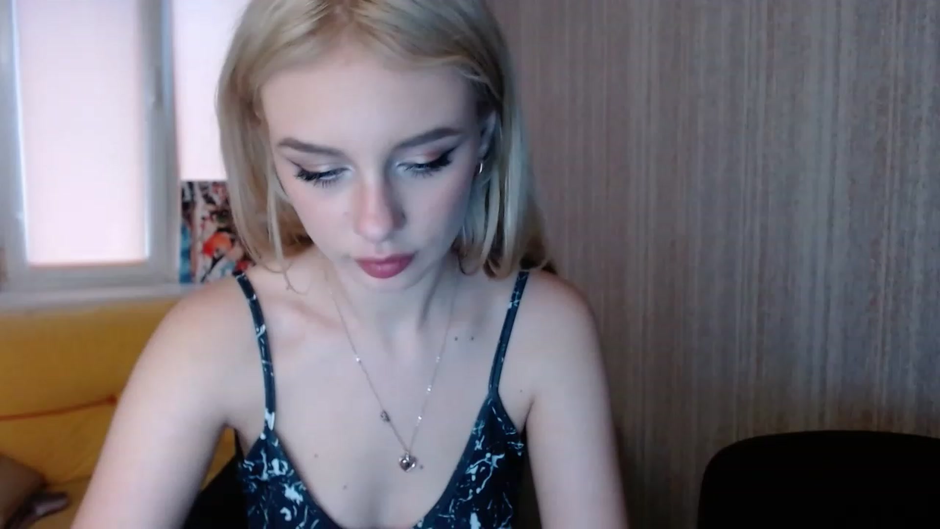 Gallery image thumbnail from Ririma_xo's myfreecams stream on, 11/22/2022, 12:29 image 1 of 20