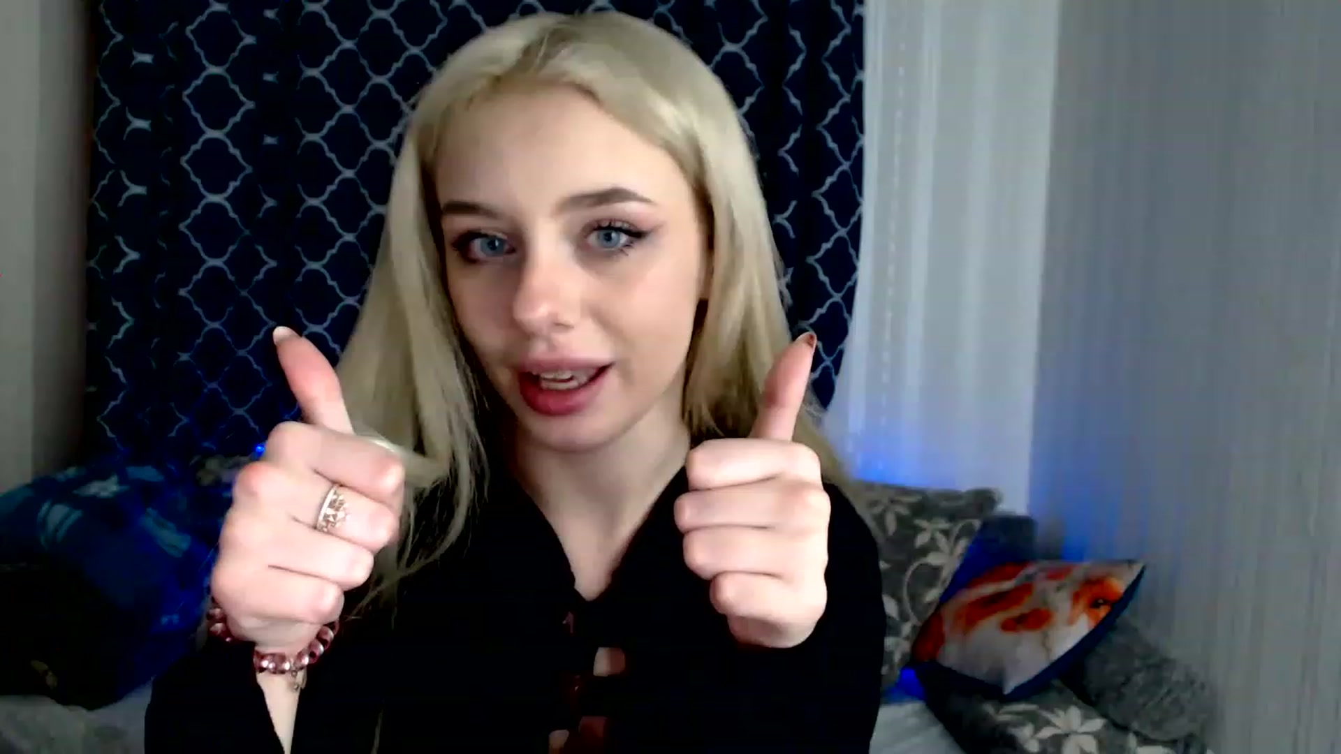 Gallery image thumbnail from Ririma_xo's myfreecams stream on, 11/26/2022, 11:18 image 2 of 20