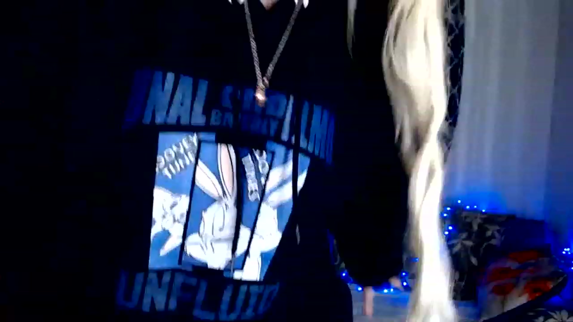 Gallery image thumbnail from Ririma_xo's myfreecams stream on, 11/27/2022, 15:06 image 16 of 20