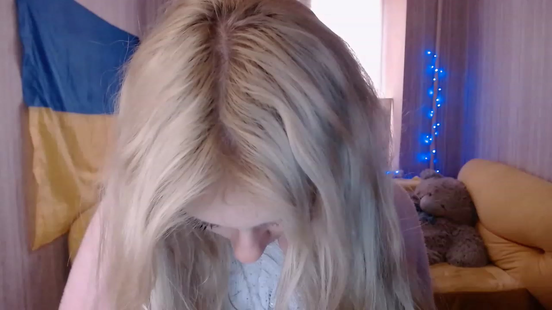Gallery image thumbnail from Ririma_xo's myfreecams stream on, 12/02/2022, 09:39 image 19 of 20