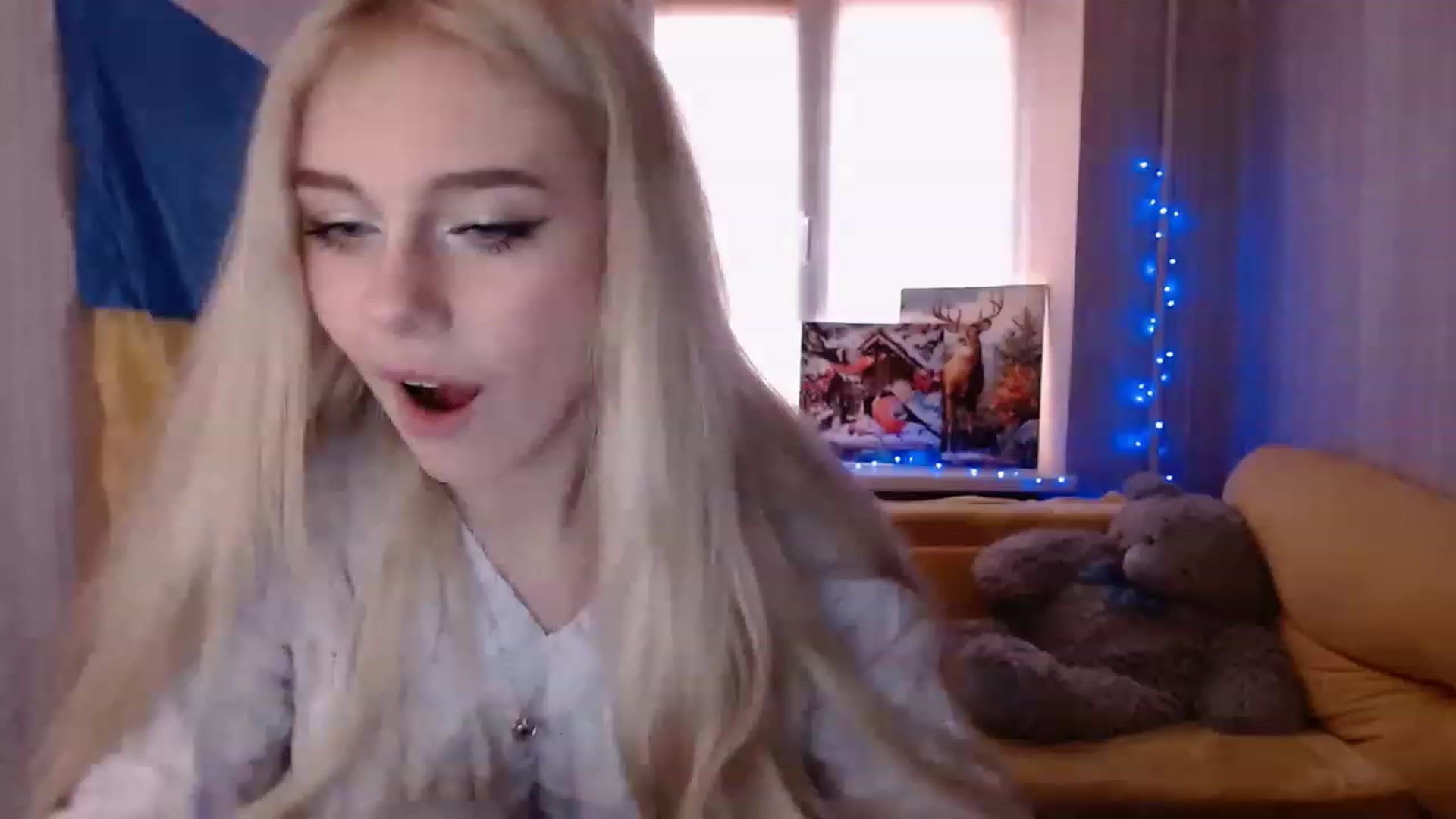 Gallery image thumbnail from Ririma_xo's myfreecams stream on, 12/02/2022, 12:44 image 11 of 20