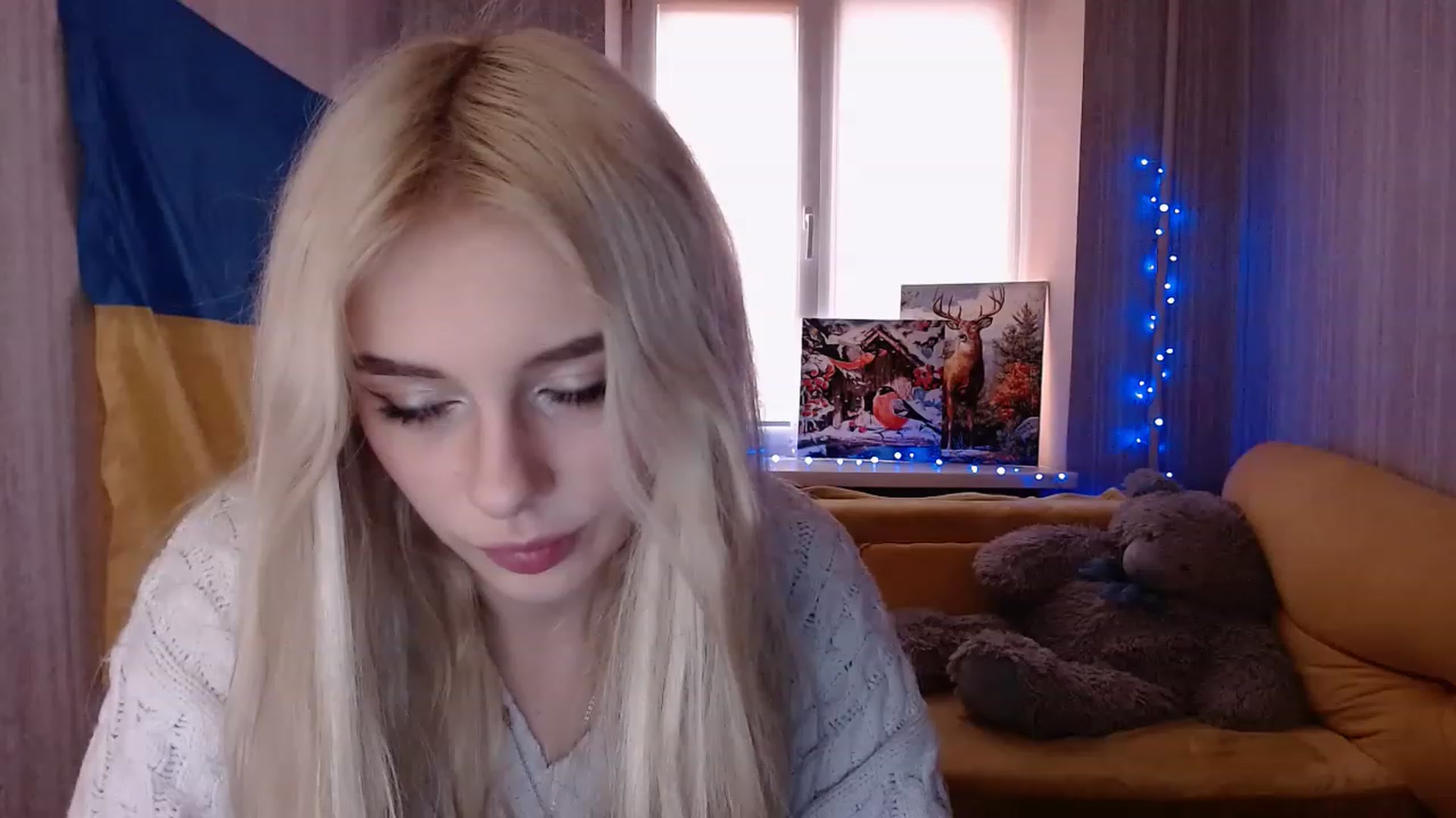 Gallery image thumbnail from Ririma_xo's myfreecams stream on, 12/02/2022, 12:44 image 16 of 20