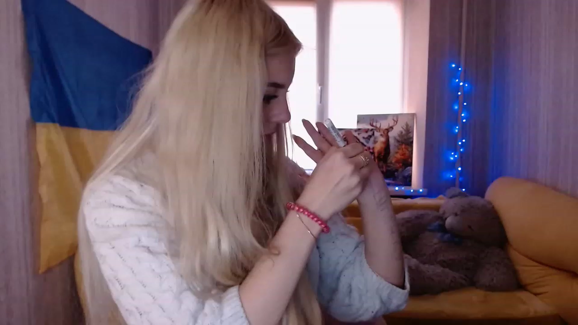 Gallery image thumbnail from Ririma_xo's myfreecams stream on, 12/02/2022, 12:44 image 12 of 20