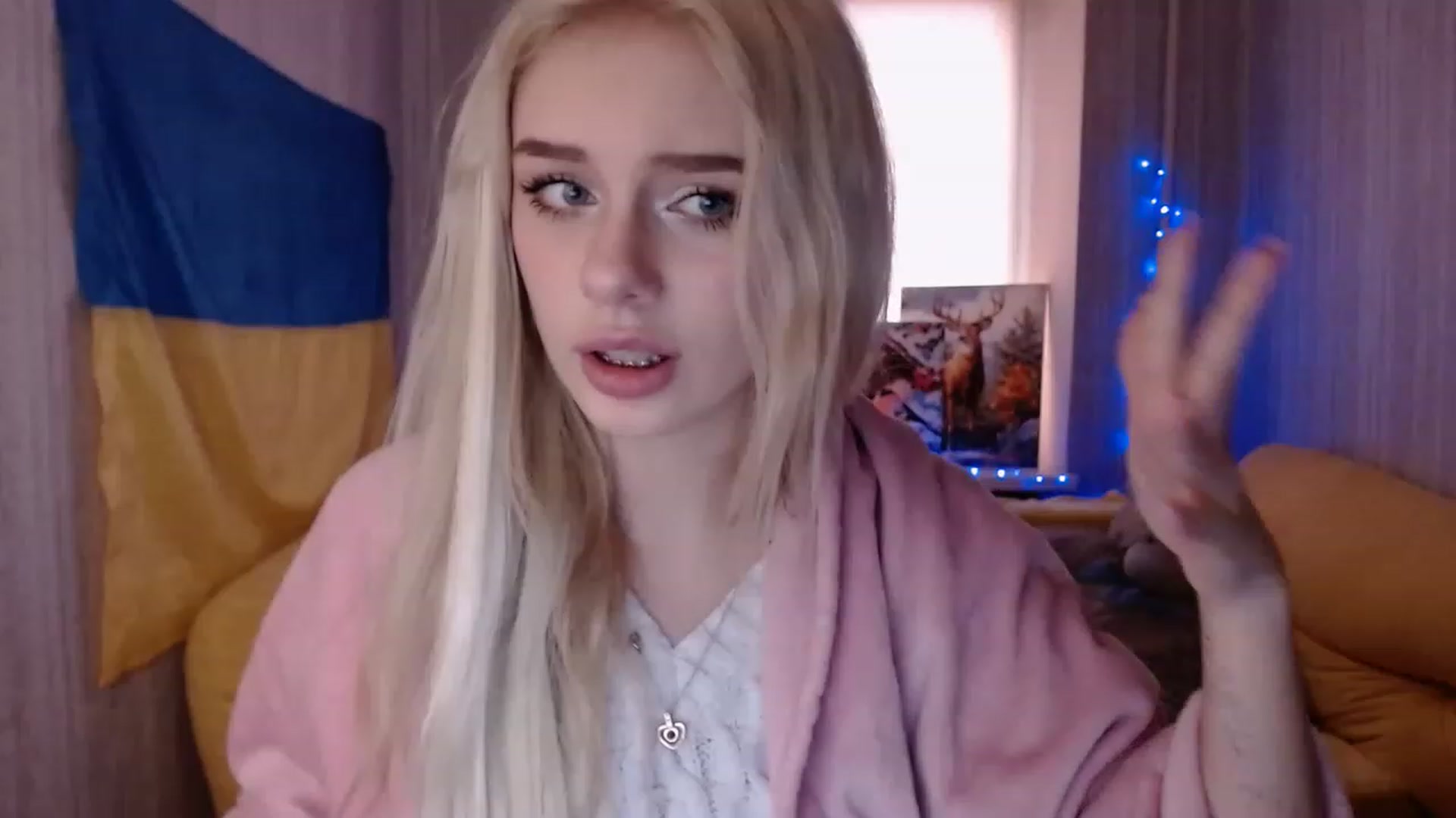 Gallery image thumbnail from Ririma_xo's myfreecams stream on, 12/02/2022, 12:44 image 19 of 20