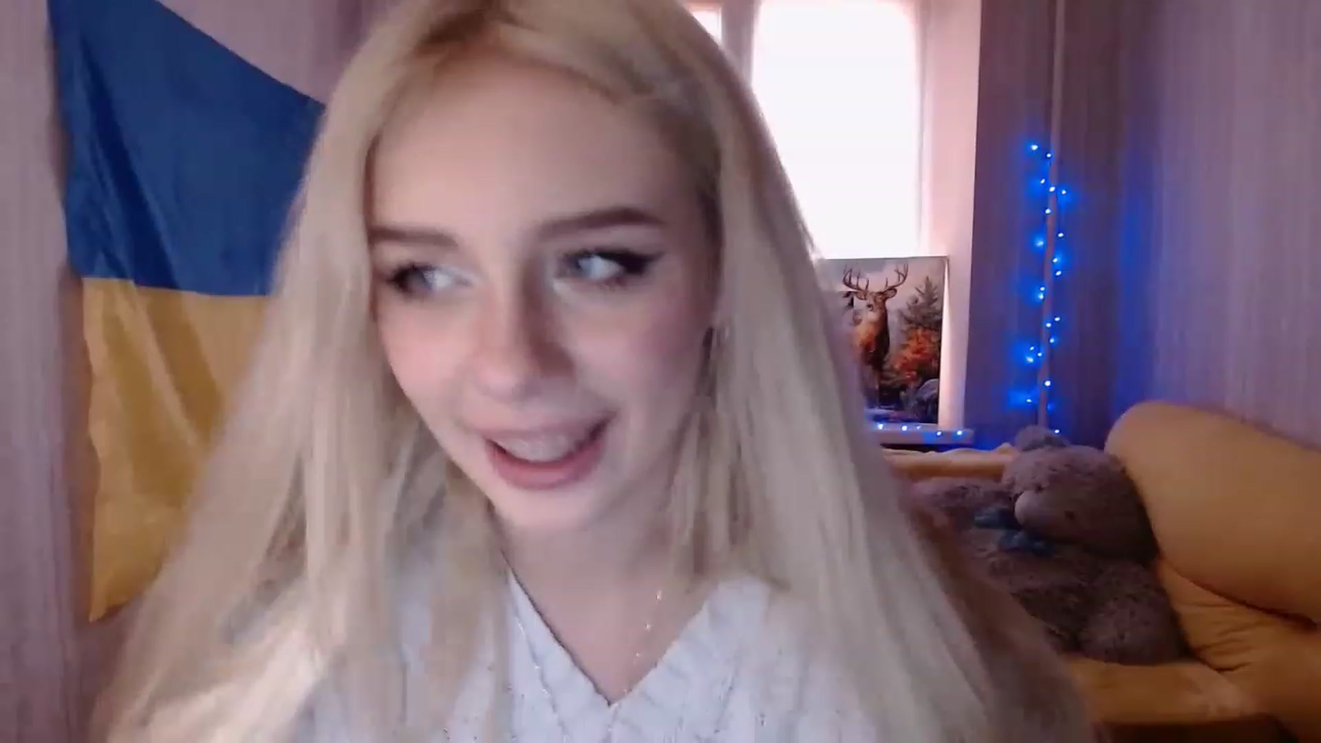 Gallery image thumbnail from Ririma_xo's myfreecams stream on, 12/02/2022, 12:44 image 10 of 20