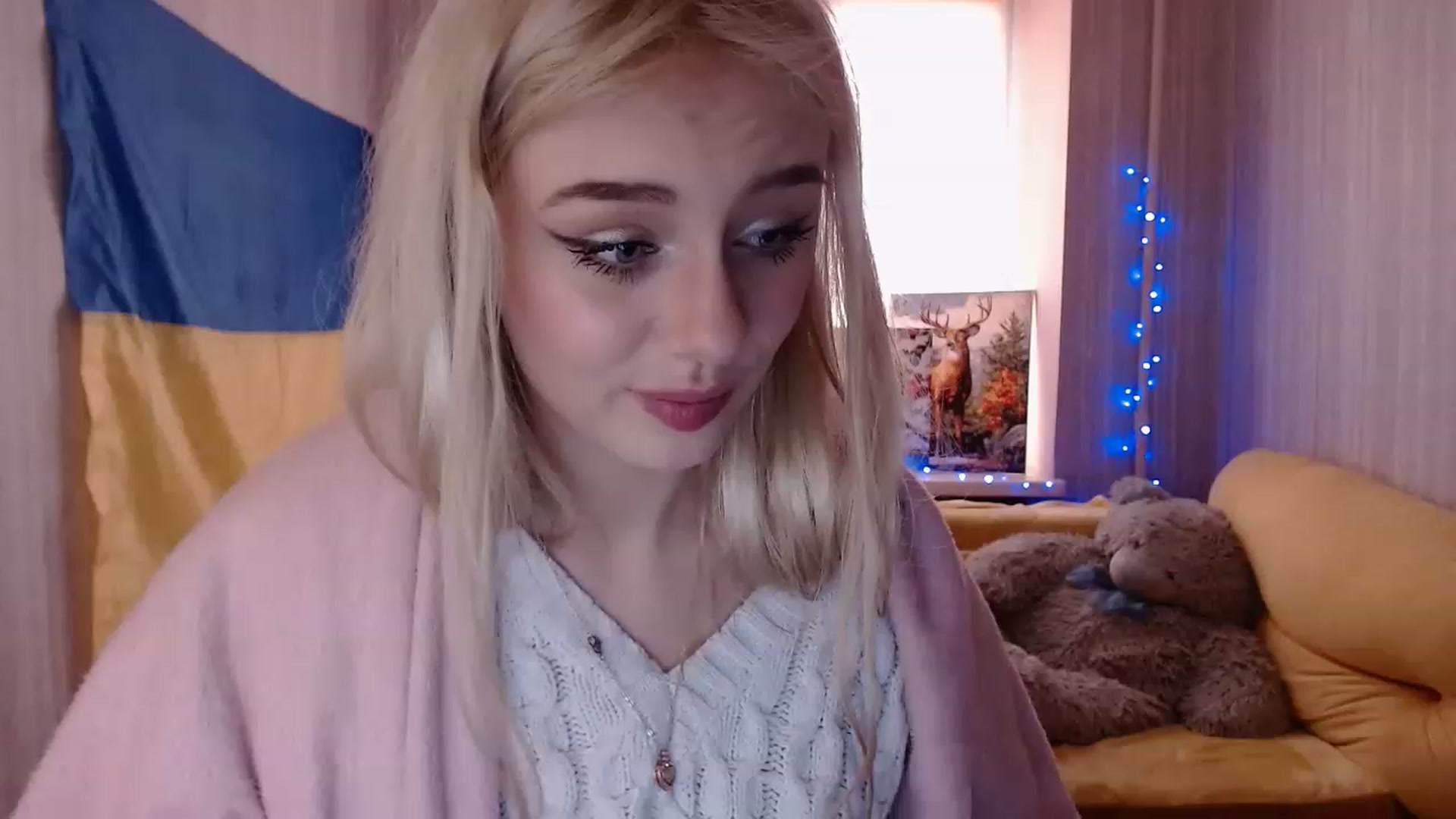 Gallery image thumbnail from Ririma_xo's myfreecams stream on, 12/02/2022, 12:44 image 4 of 20