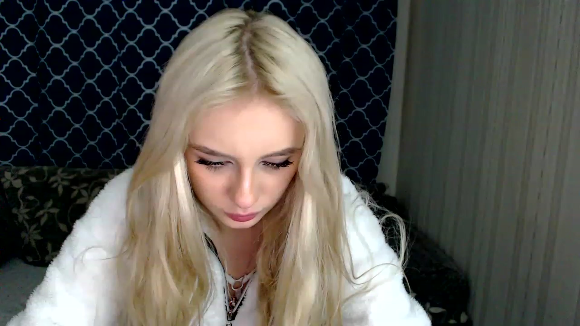 Gallery image thumbnail from Ririma_xo's myfreecams stream on, 12/06/2022, 12:30 image 20 of 20
