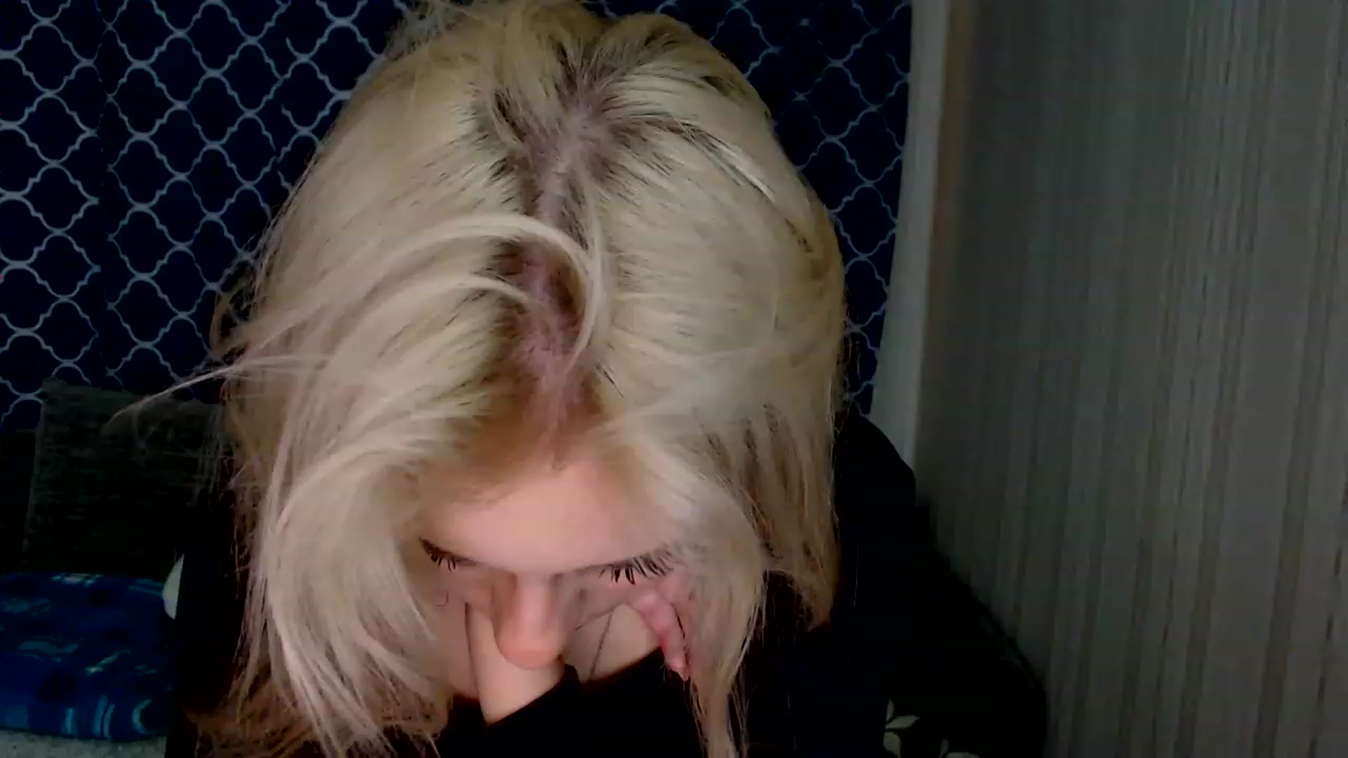 Gallery image thumbnail from Ririma_xo's myfreecams stream on, 12/07/2022, 10:59 image 8 of 20