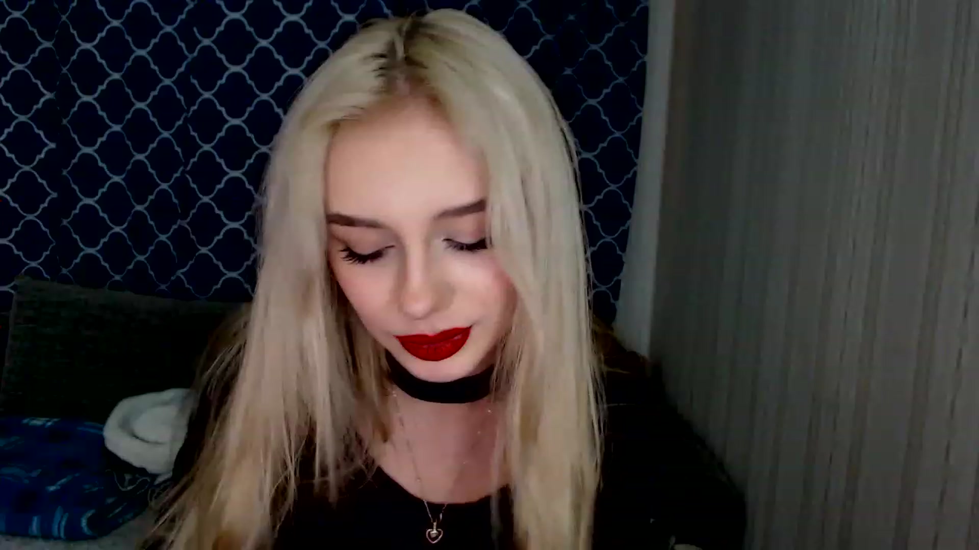 Gallery image thumbnail from Ririma_xo's myfreecams stream on, 12/07/2022, 10:59 image 12 of 20