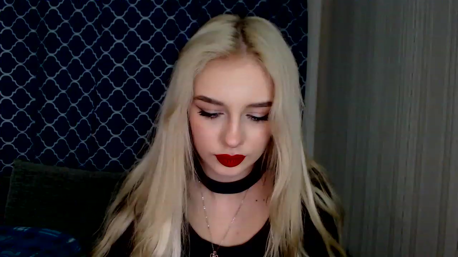 Gallery image thumbnail from Ririma_xo's myfreecams stream on, 12/07/2022, 10:59 image 2 of 20