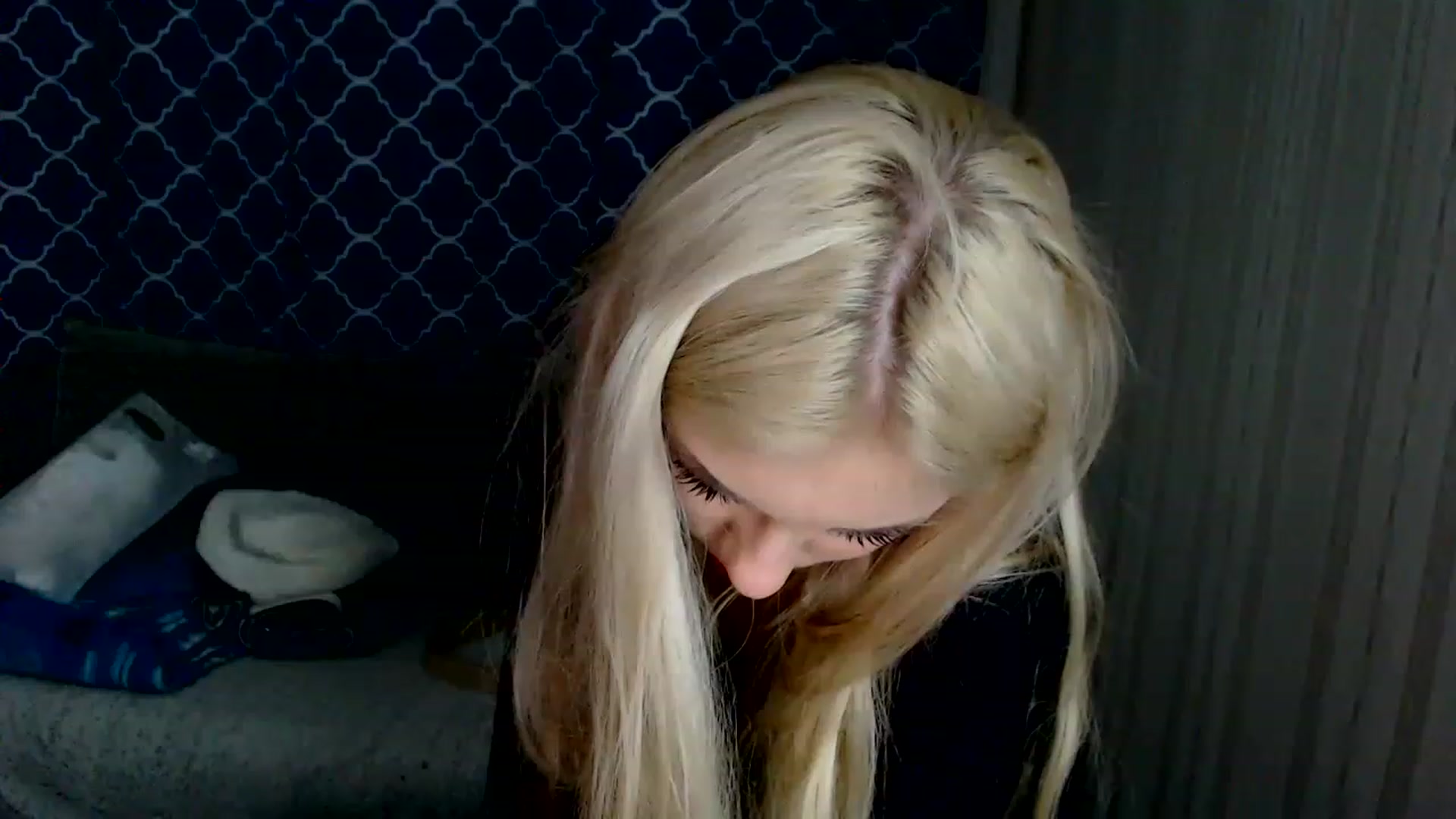 Gallery image thumbnail from Ririma_xo's myfreecams stream on, 12/07/2022, 13:09 image 4 of 20