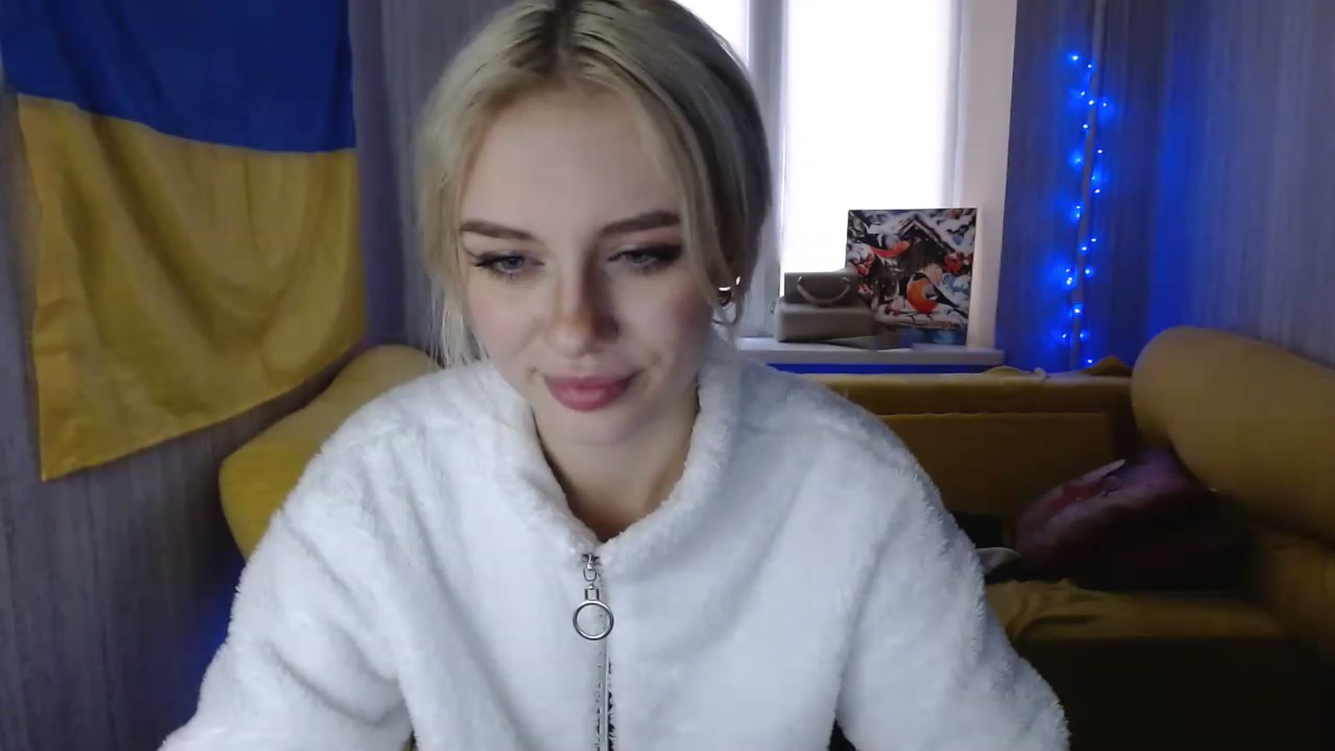 Gallery image thumbnail from Ririma_xo's myfreecams stream on, 12/08/2022, 12:13 image 8 of 20