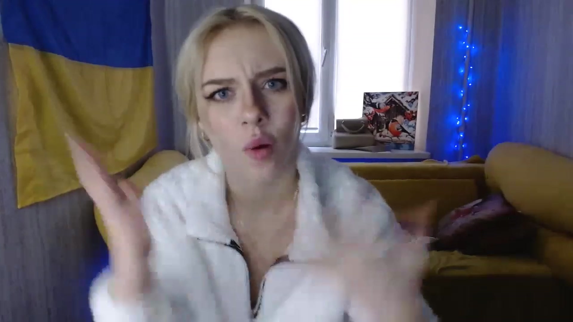 Gallery image thumbnail from Ririma_xo's myfreecams stream on, 12/08/2022, 12:13 image 3 of 20