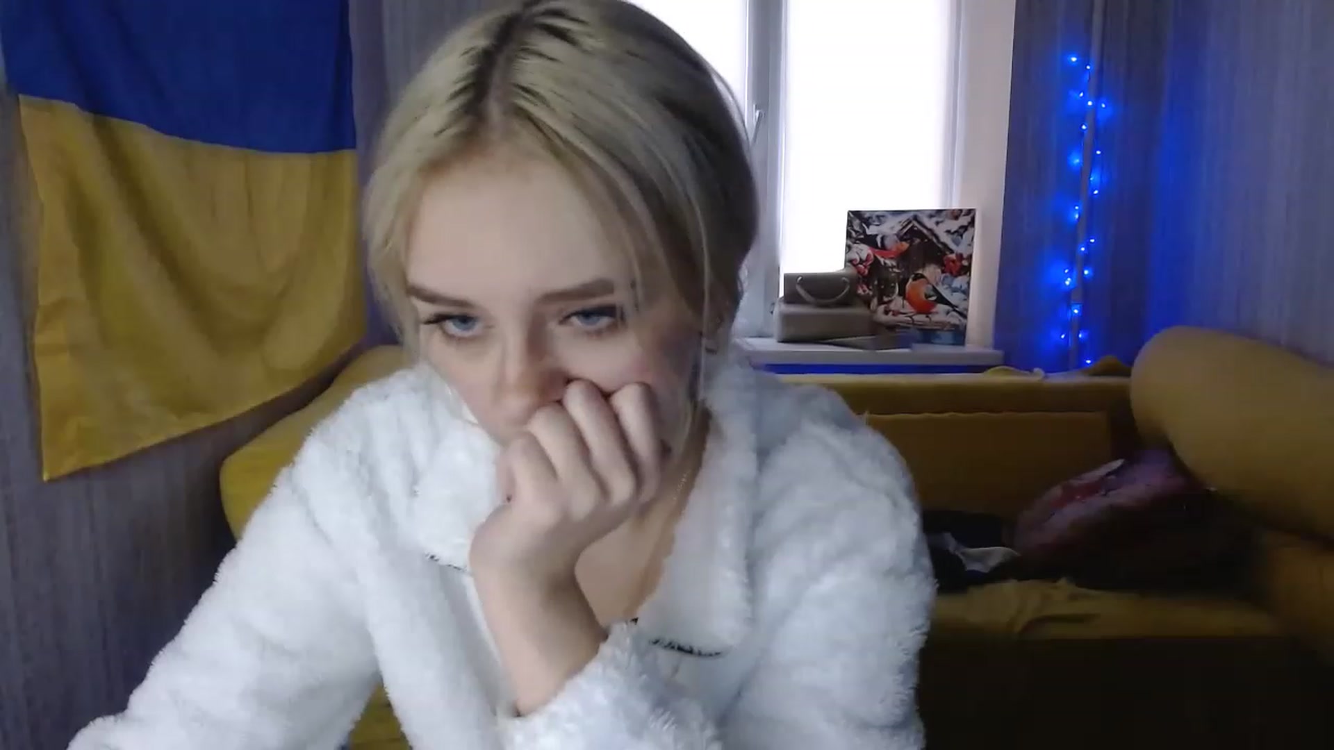 Gallery image thumbnail from Ririma_xo's myfreecams stream on, 12/08/2022, 12:13 image 4 of 20